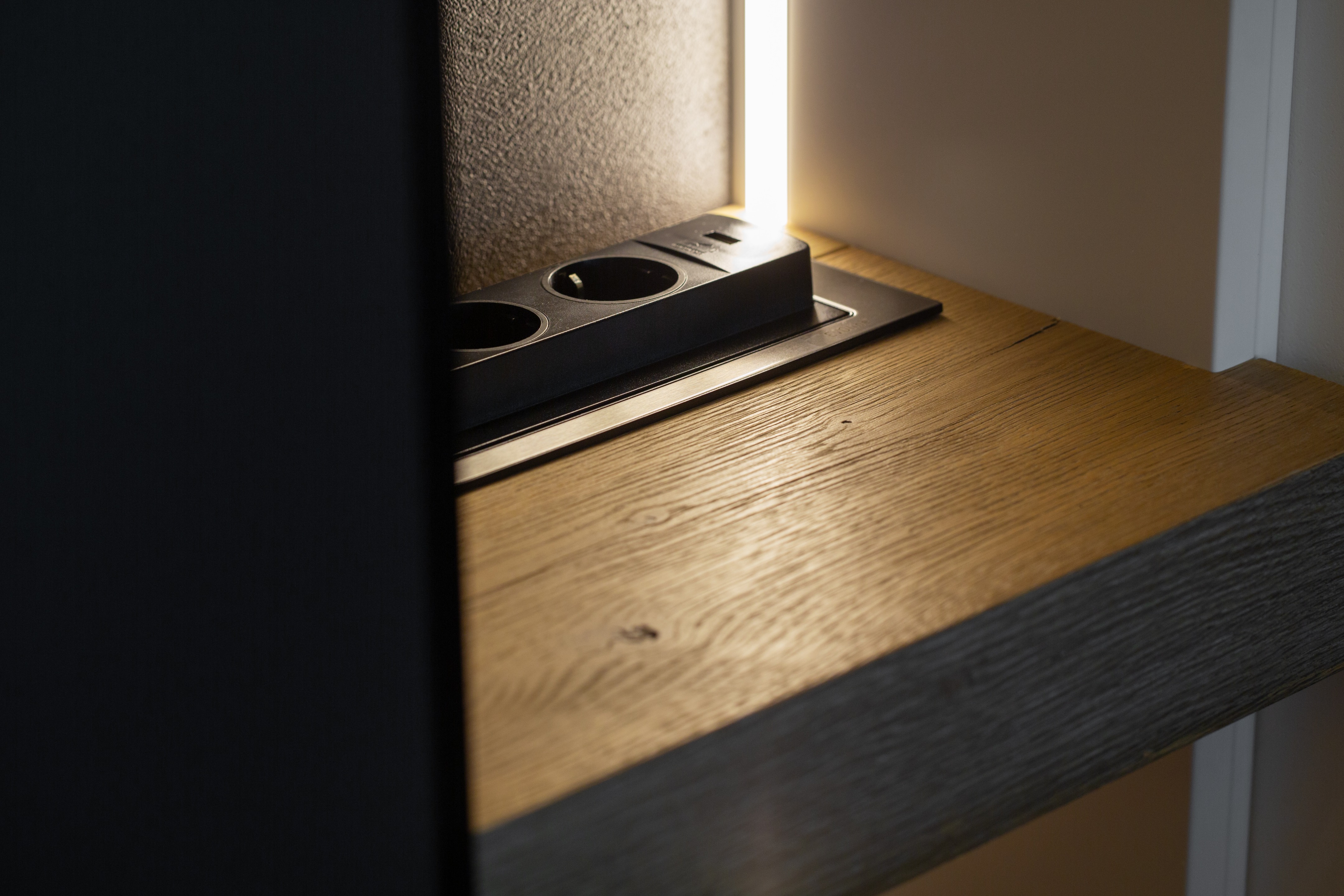 意大利海滨别墅厨房设计-12