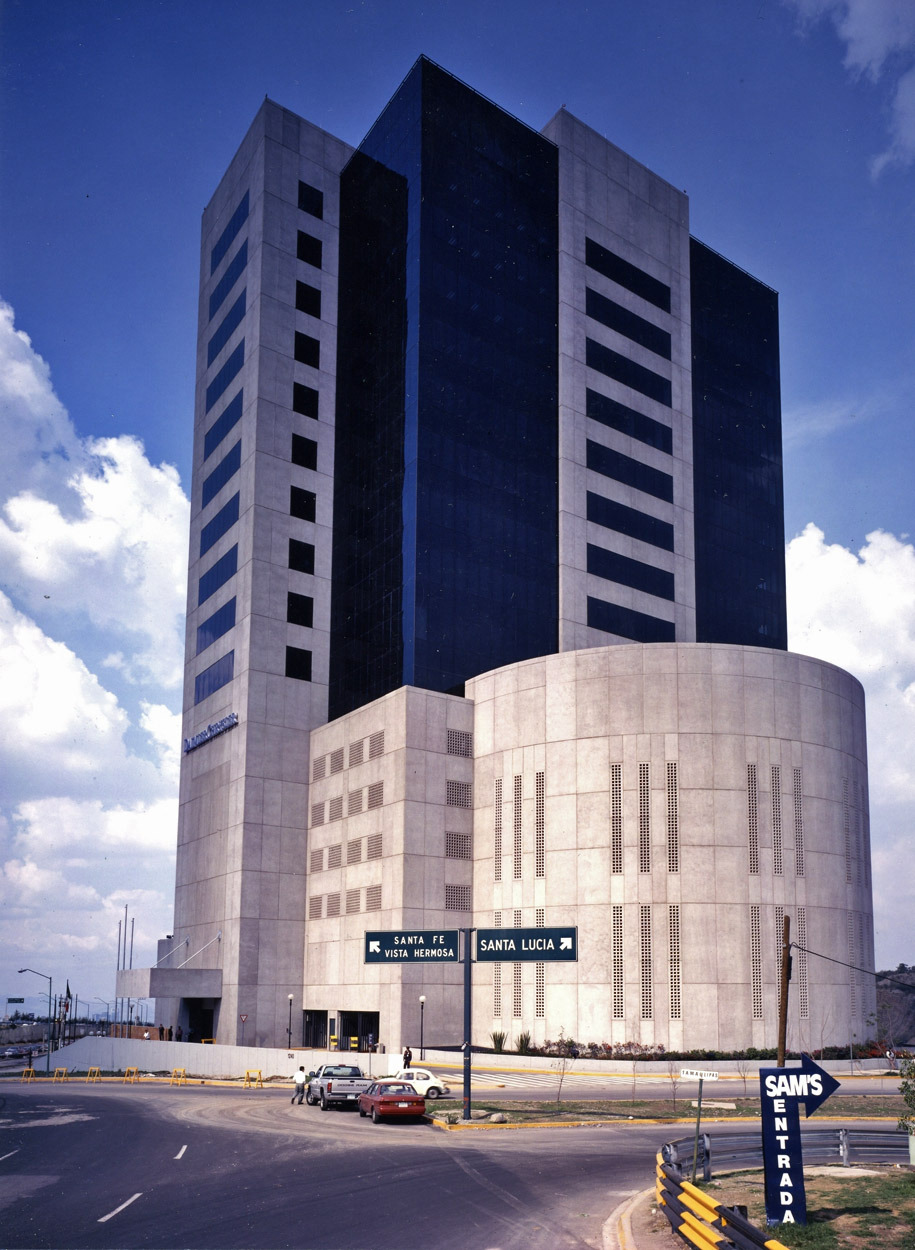 墨西哥 Chrysler 总部-1