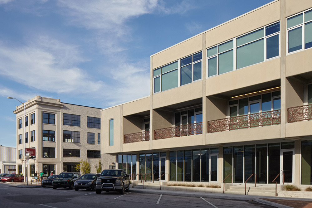 牲畜围场广场-1