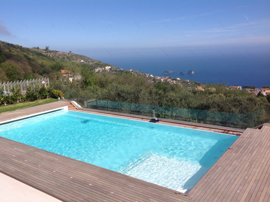 白色 PVC 装饰的海洋天堂游泳池-0