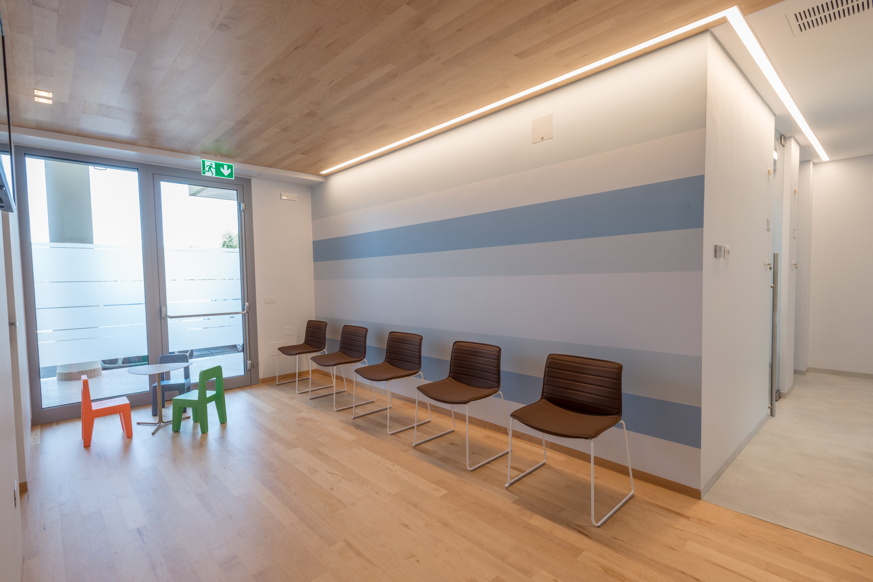 曼苏埃托牙科诊所-10