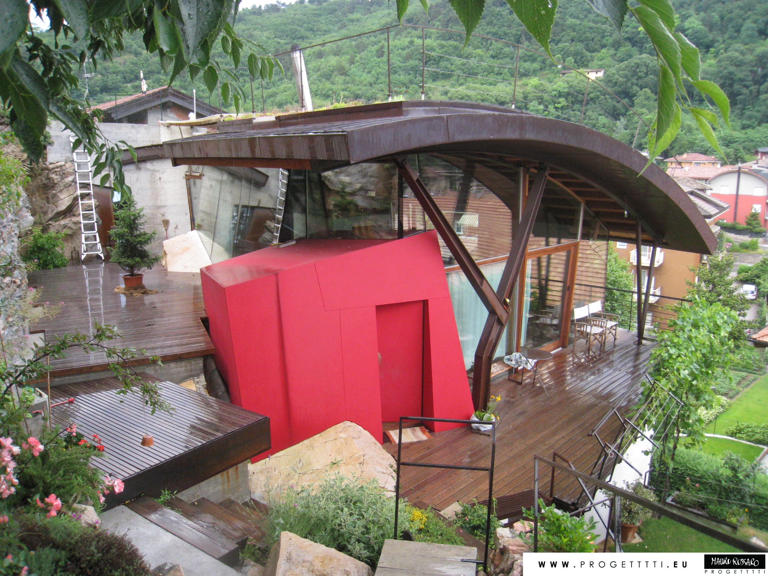 原生材料的艺术共鸣——Casa Rossaro 住宅设计-0