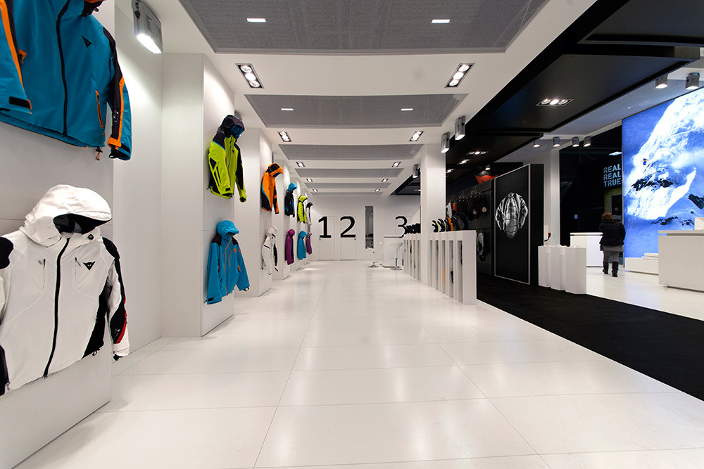 Dainese ISPO Winter 2014 展会室内设计-0