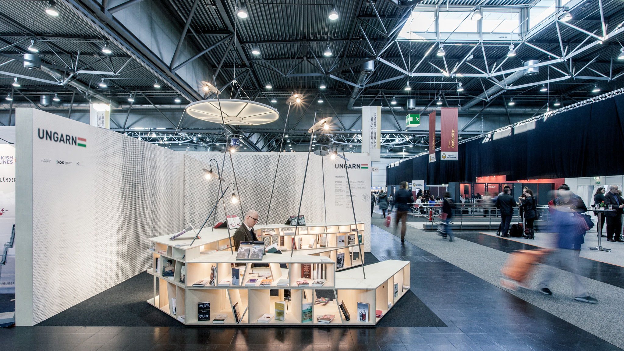 柏林巴黎学院匈牙利书展莱比锡展台-16