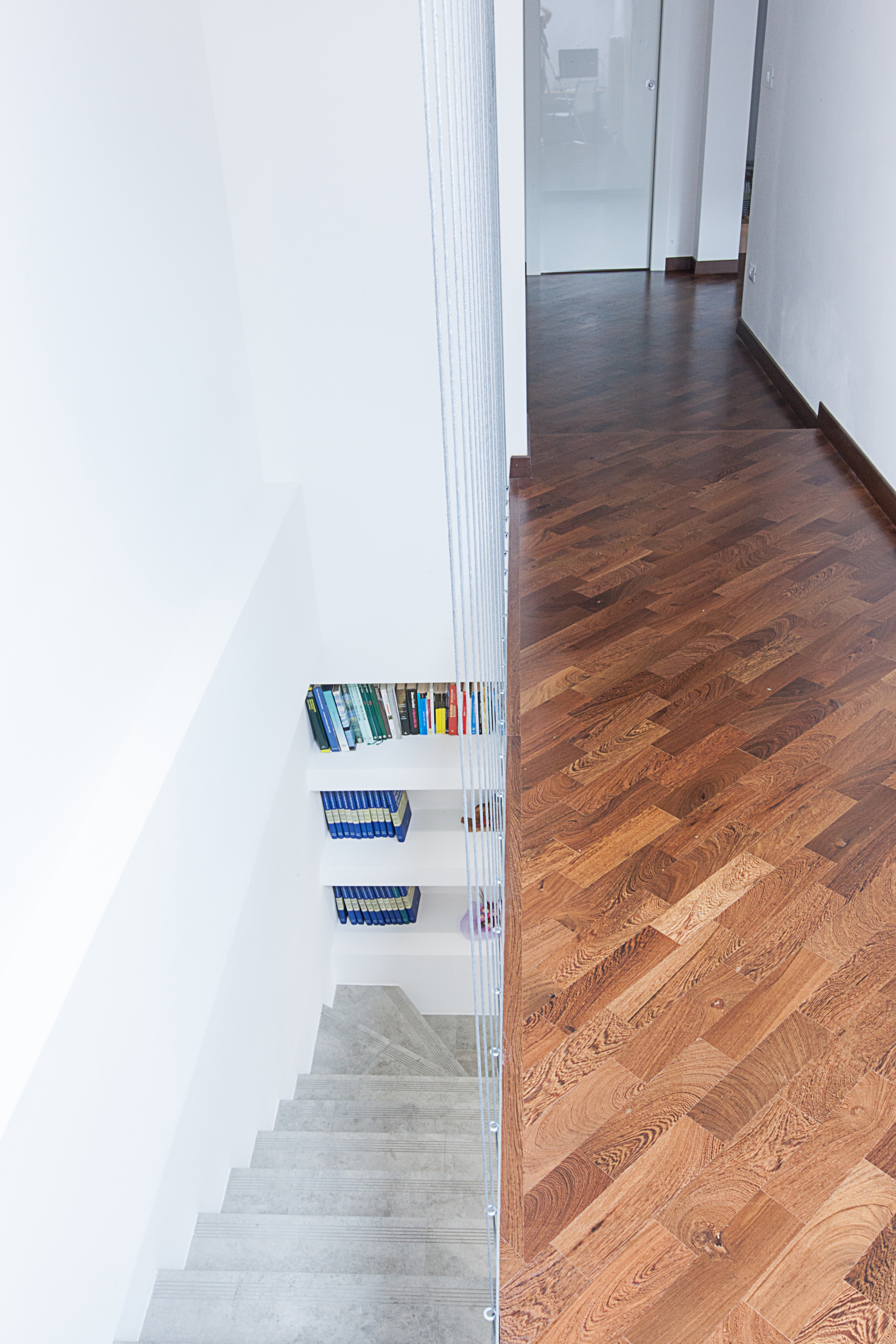 旧公寓翻新，打造现代家庭生活空间-5