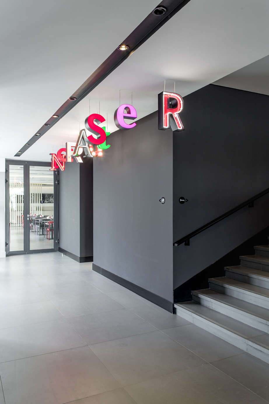 AZIMUT Vladivostok 酒店 | 苏联建筑的现代重生-16