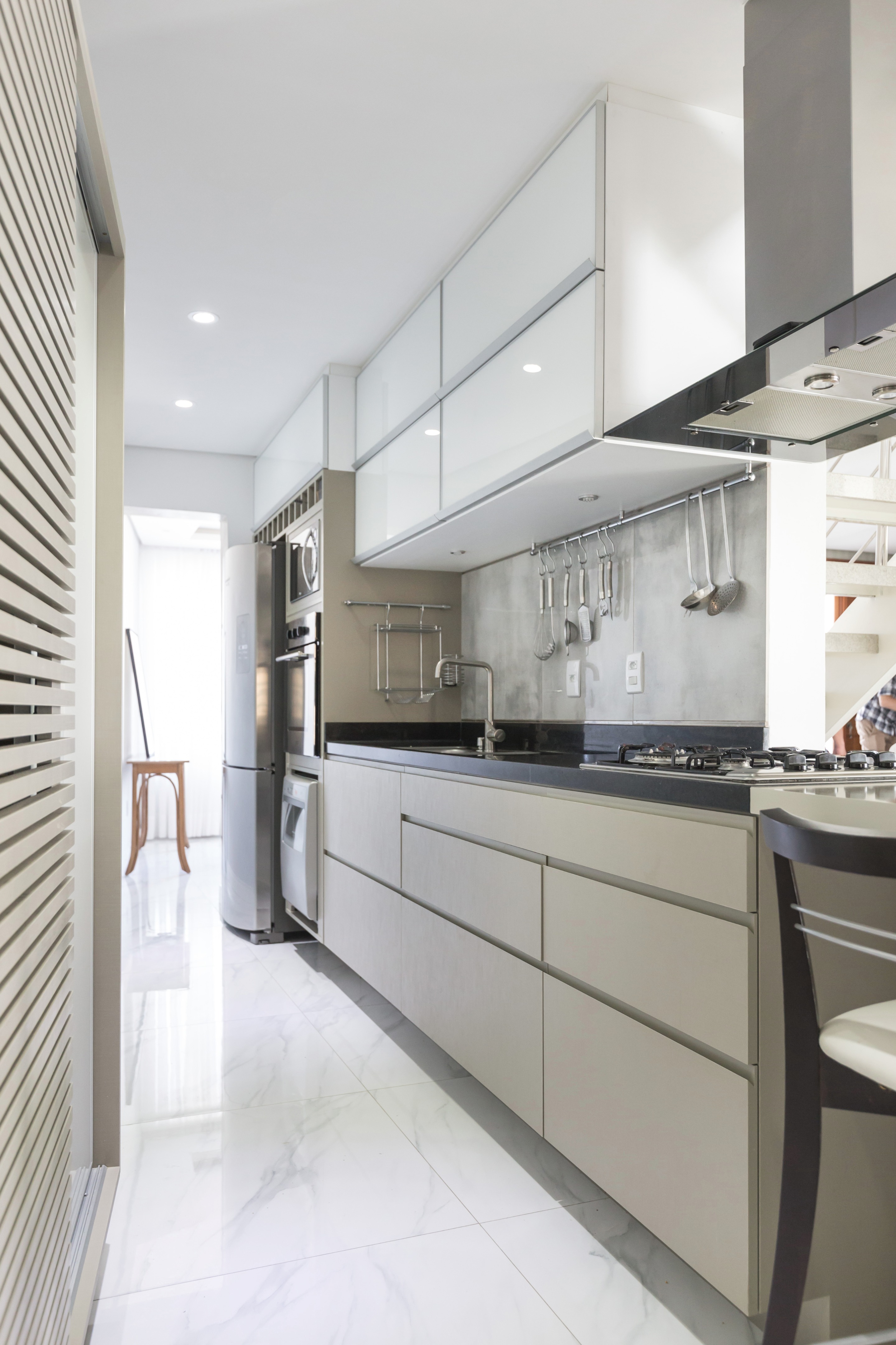 巴西现代简约别墅，自然与永恒的融合-38