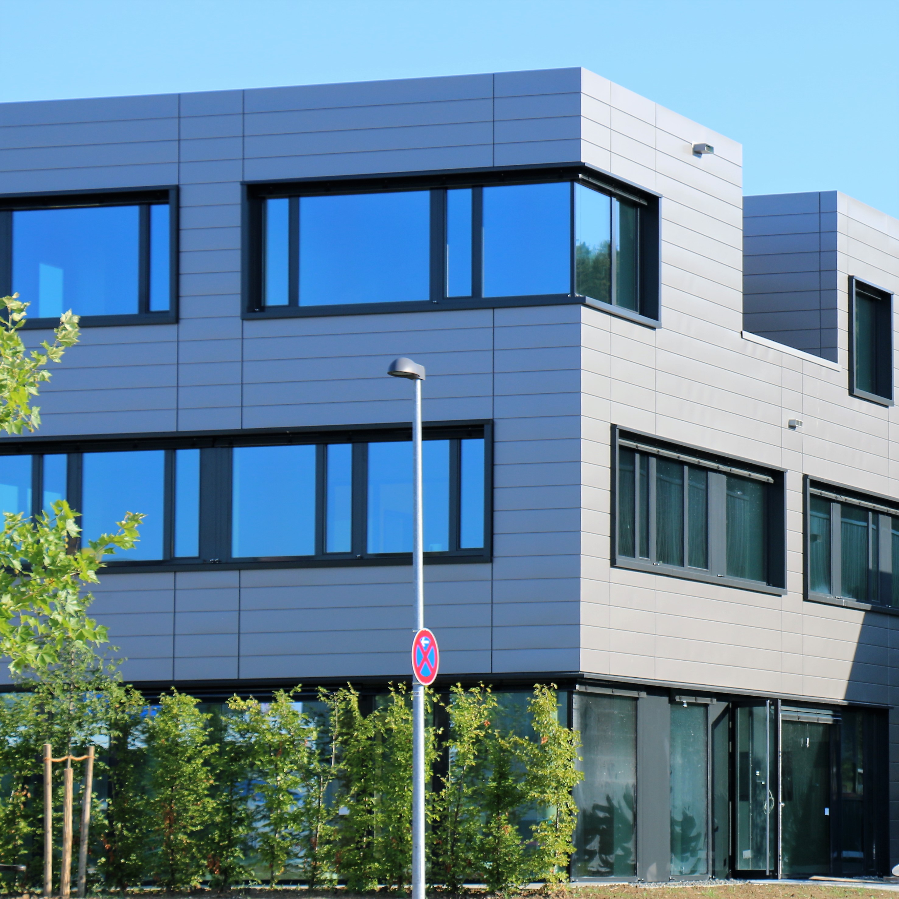 2016 年完成的德国 Staufendirekt Gmbh 总部大楼设计-4