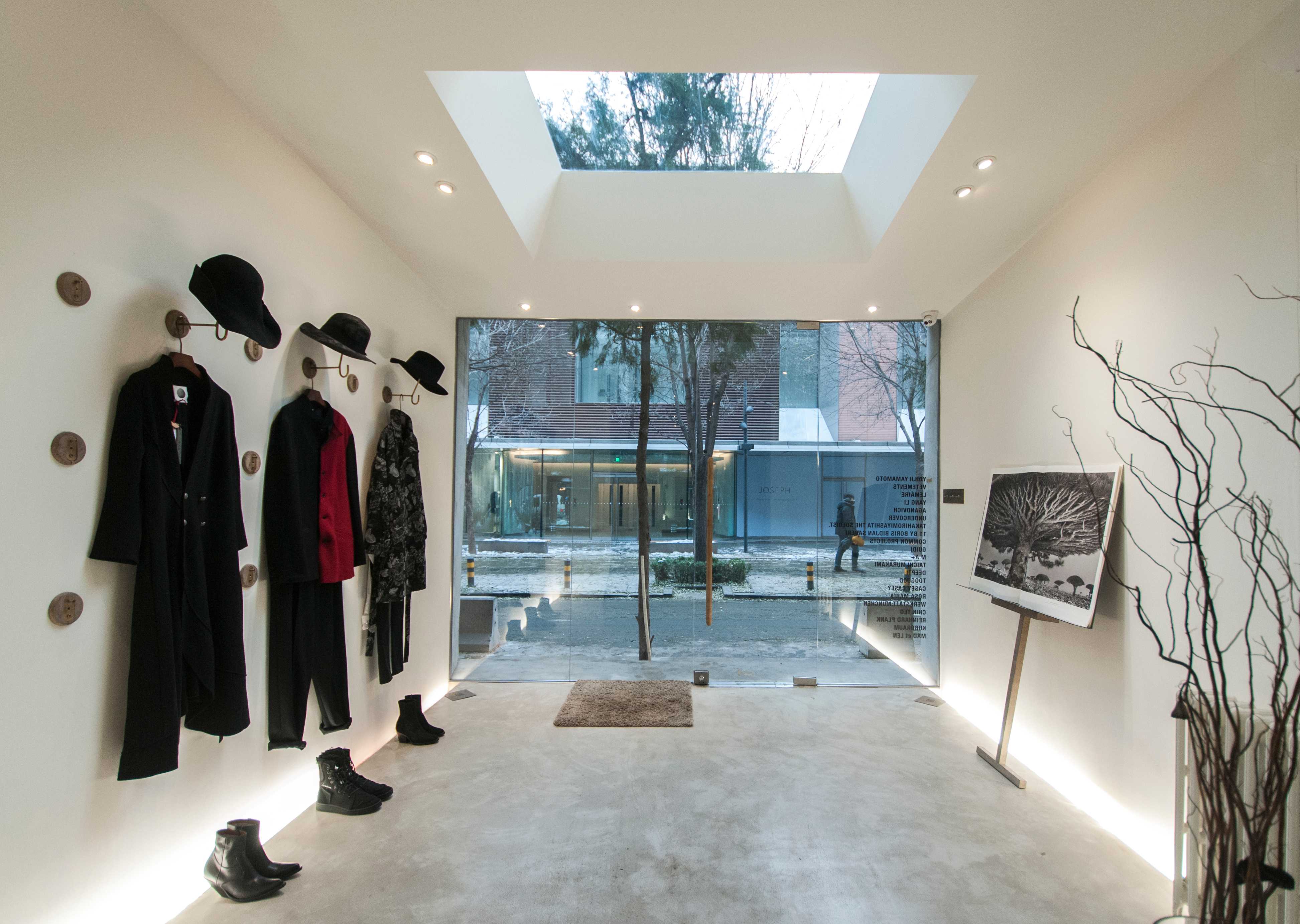 凤尾鱼精品店-12