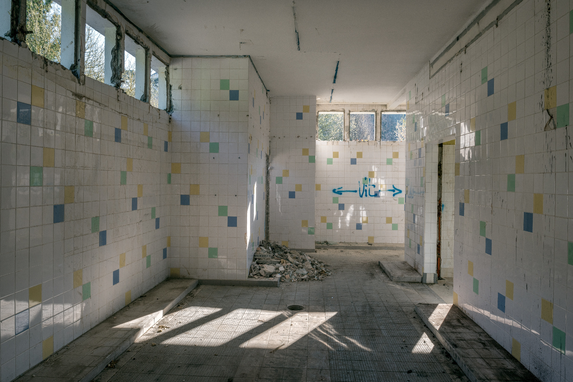 2019 年泳池翻新大作 | 普雷洛伊泳池改造-16