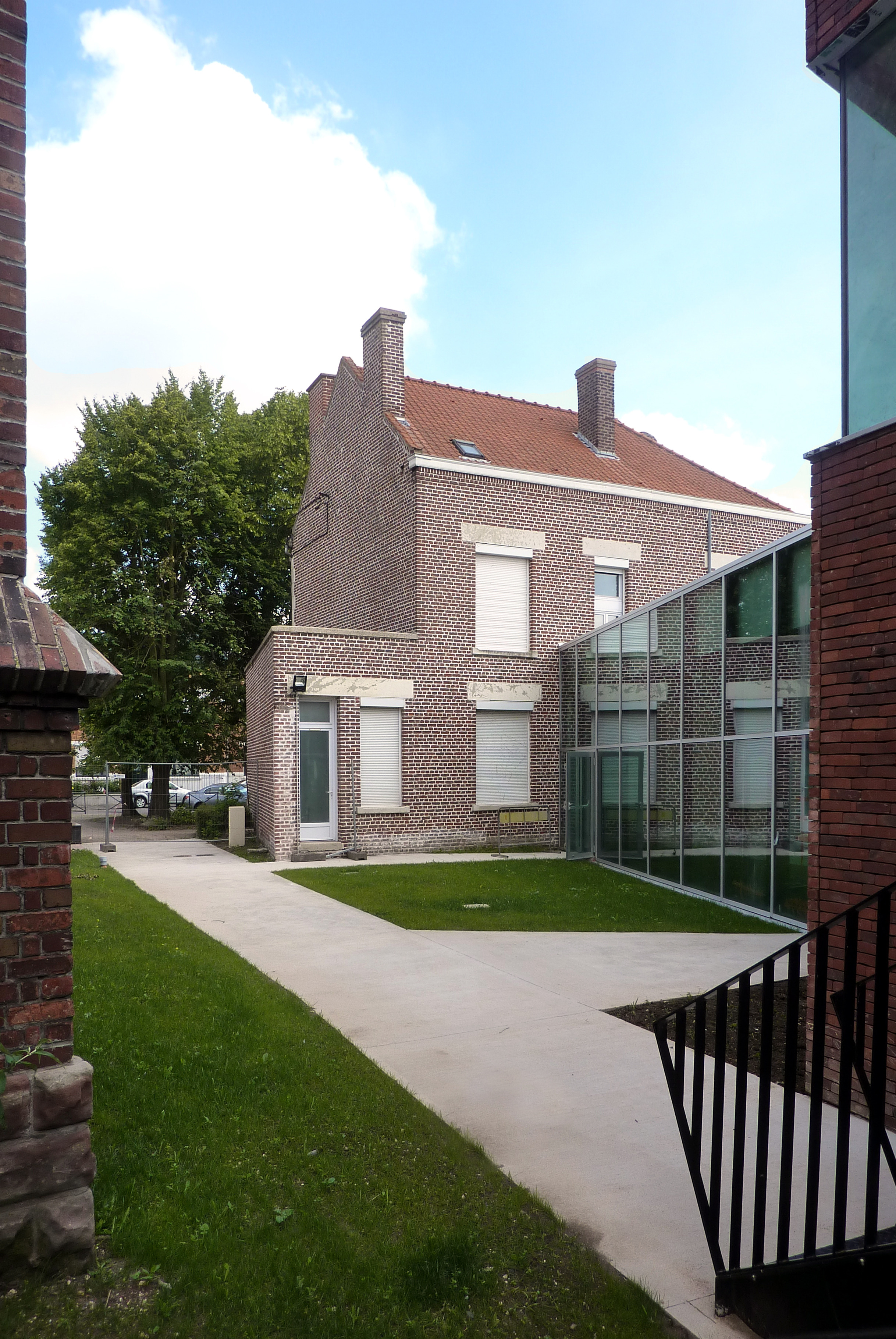 融合多元文化的梅尔辛文化教育中心-3