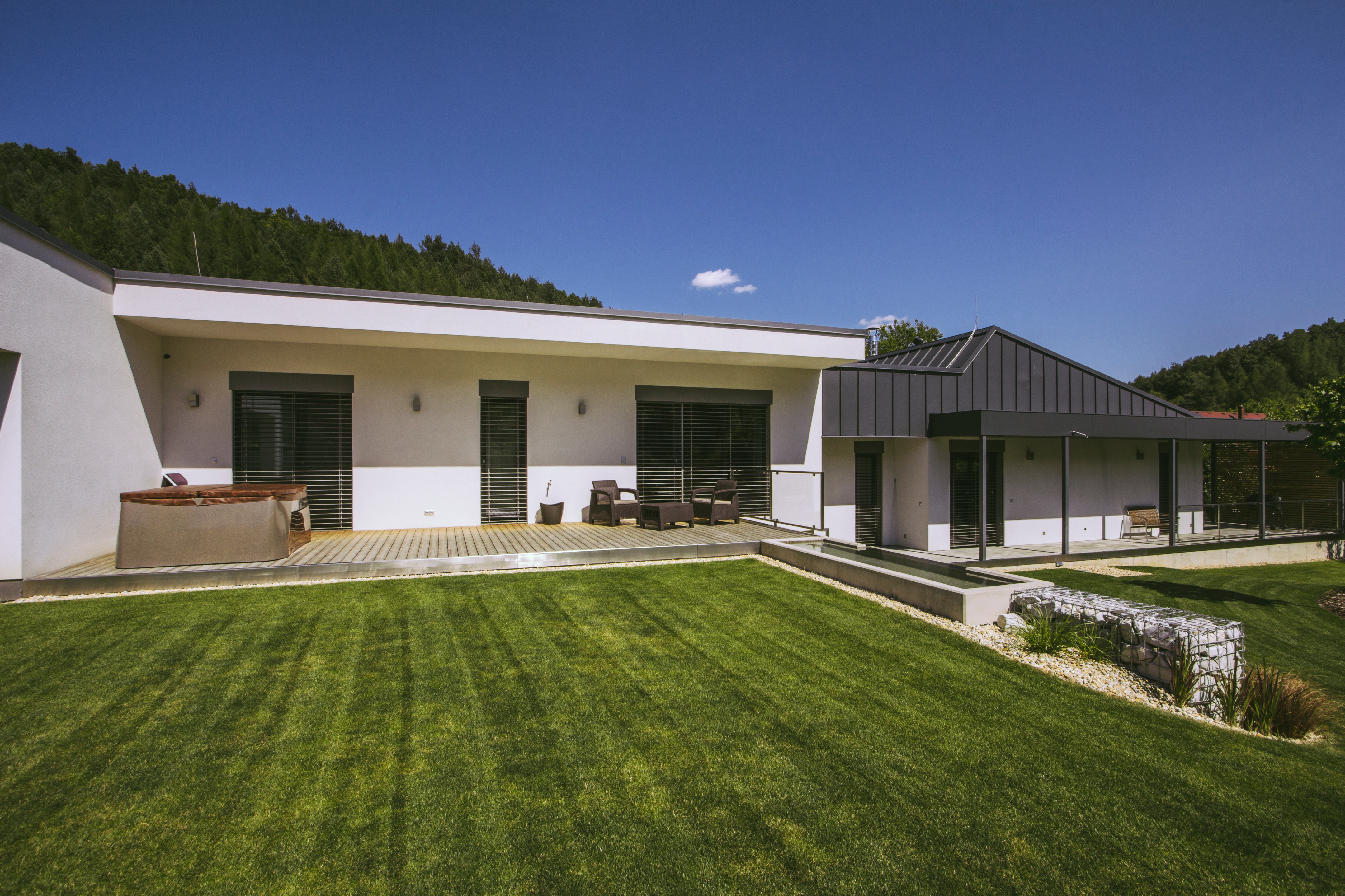 "K1"别墅 | 简约时尚的单家庭住宅设计-11