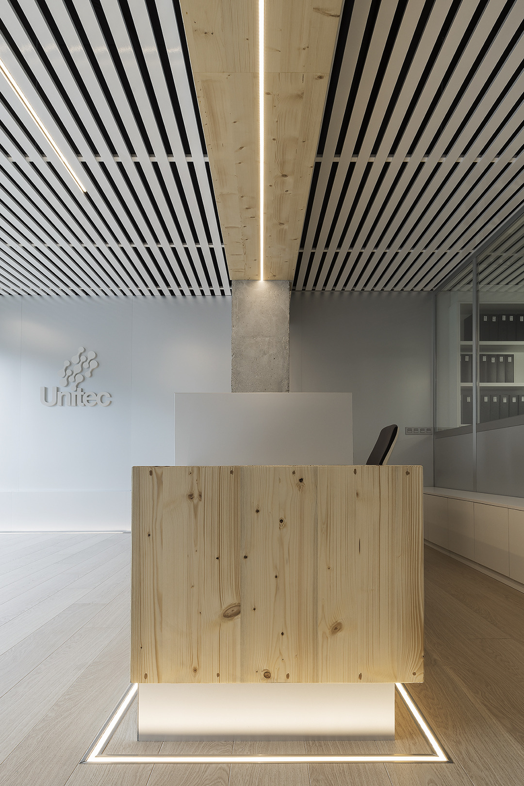 Unitec 维修中心·现代办公空间的巧妙设计-5