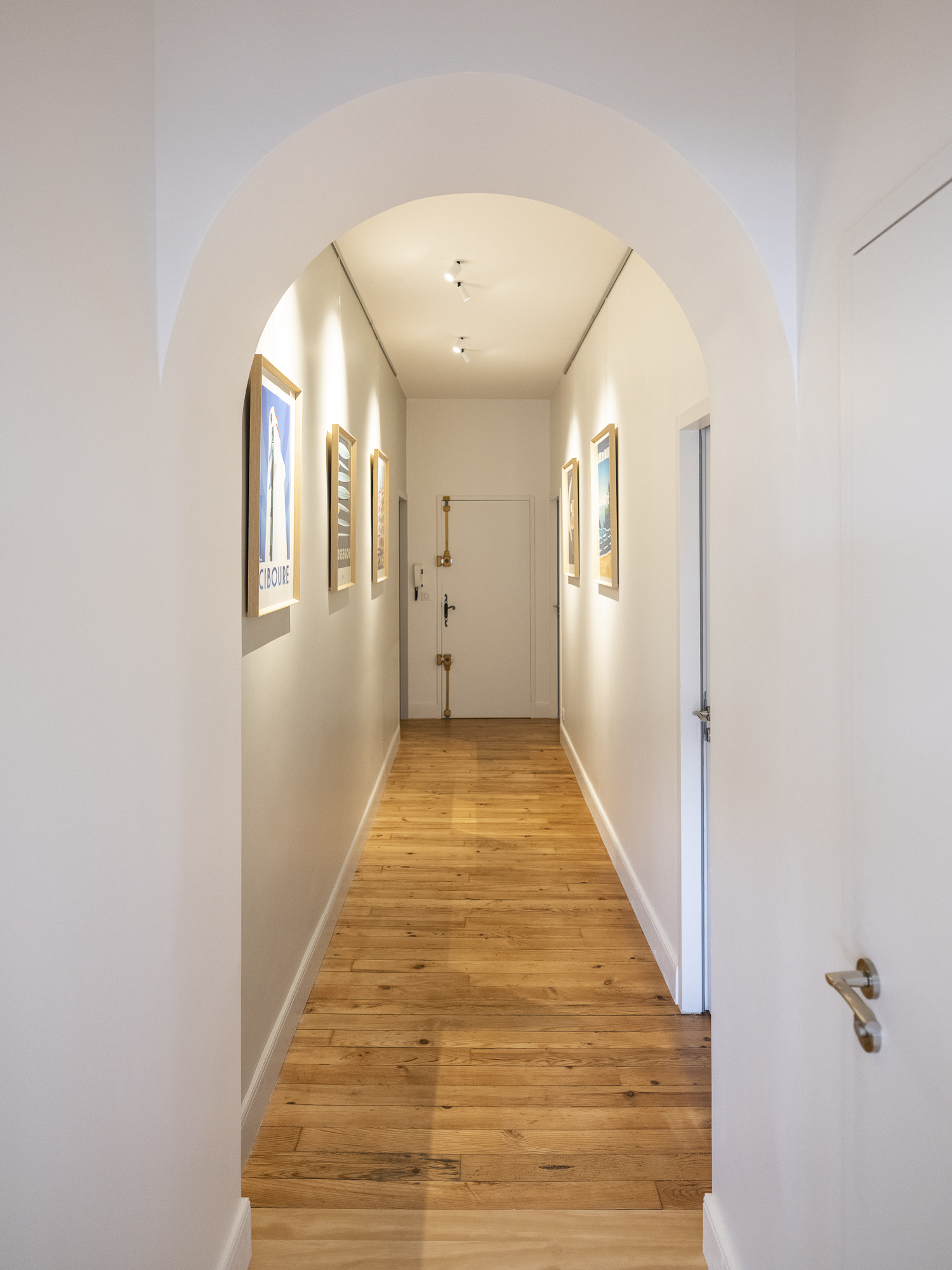 Biarritz 别墅全面翻新 打造宜居生活空间-19