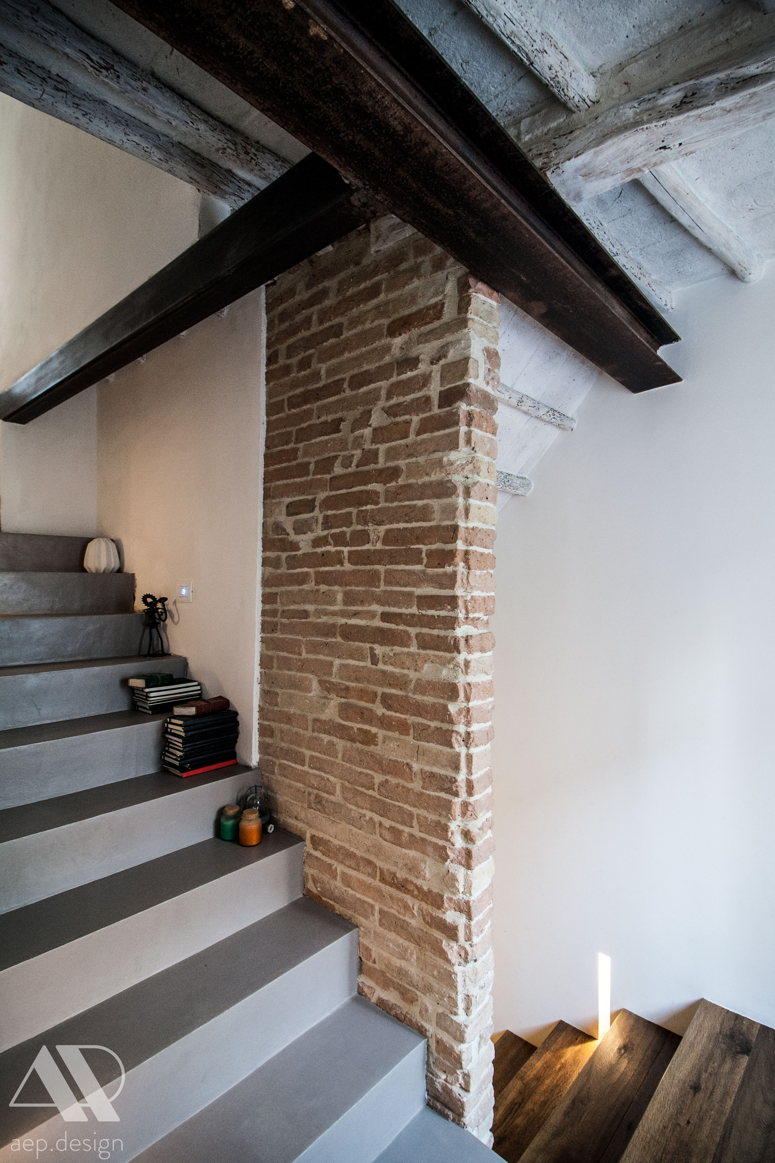 意大利古宅焕新颜——私人公寓翻新记-10