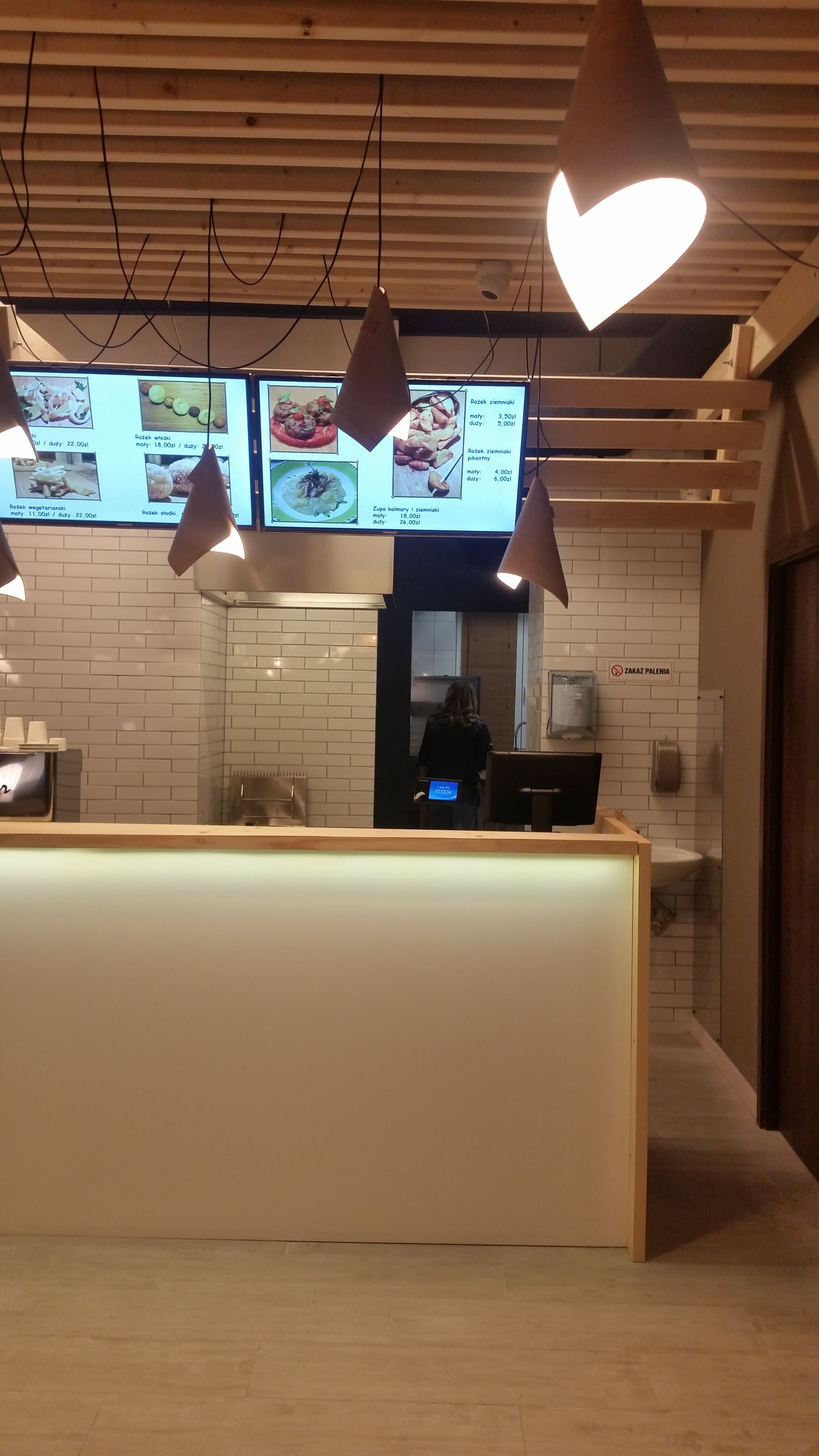 Mamma Patata 餐厅设计-10