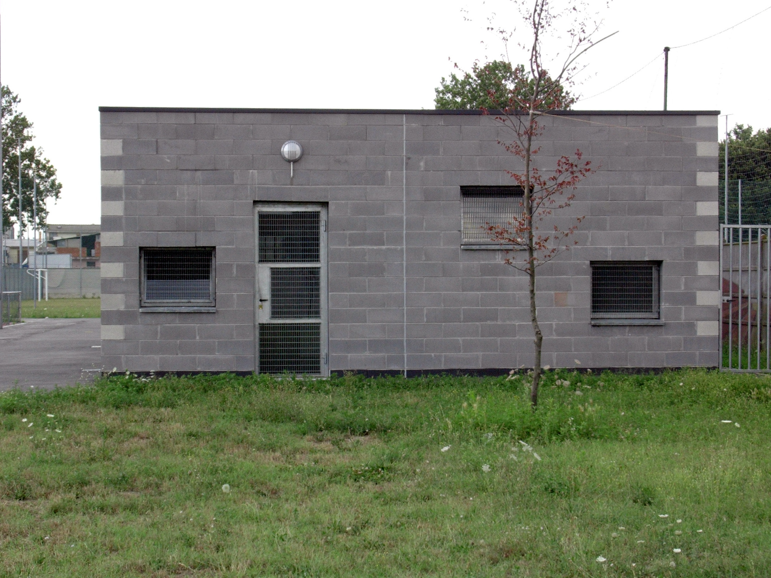 环保可持续的体育更衣室设计-2