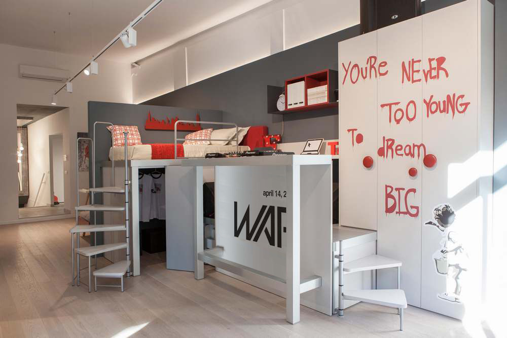 《米兰旗舰店》旧空间改造，环保与实用并重-7