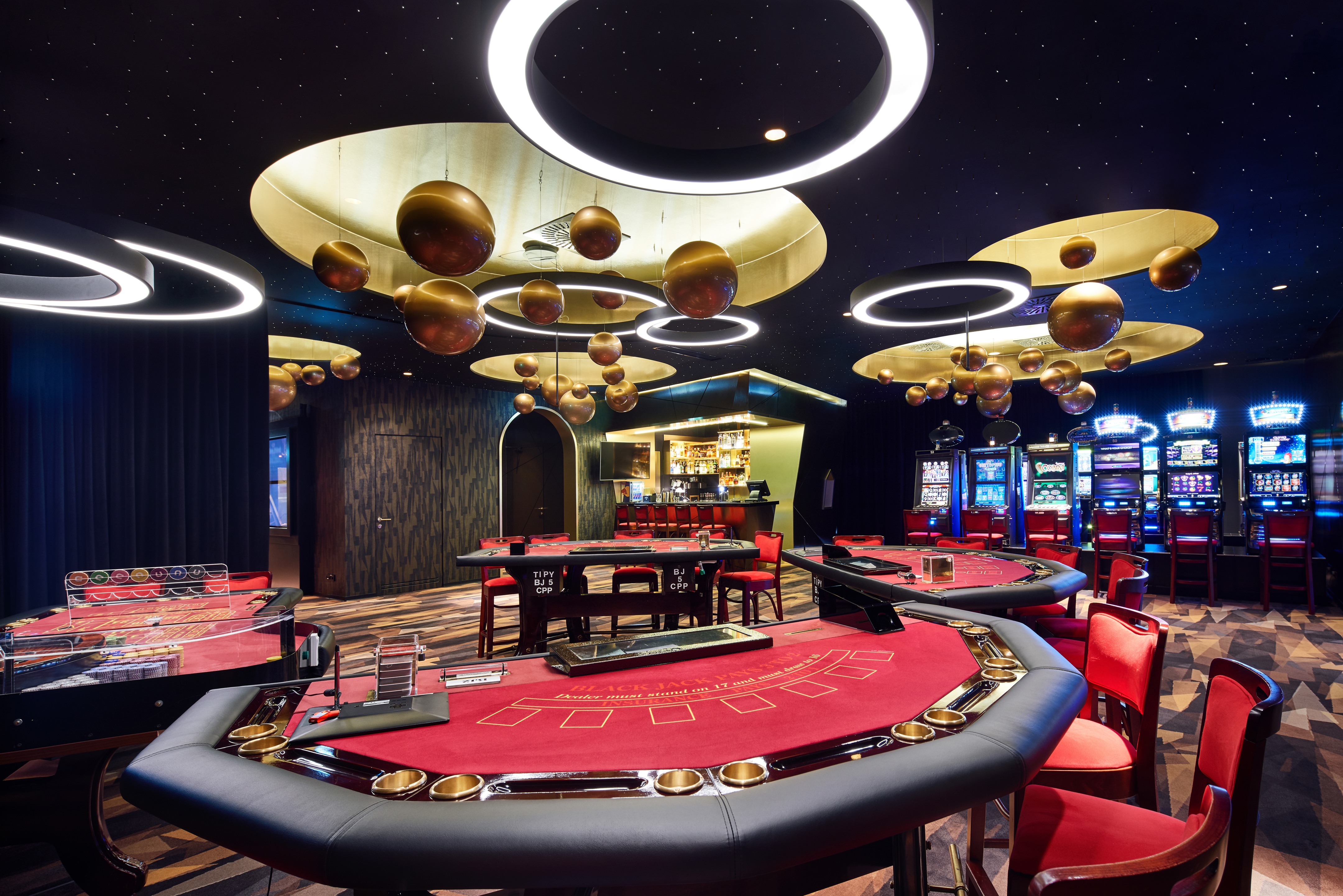 2018 年波兰赌场室内设计案例解析-0