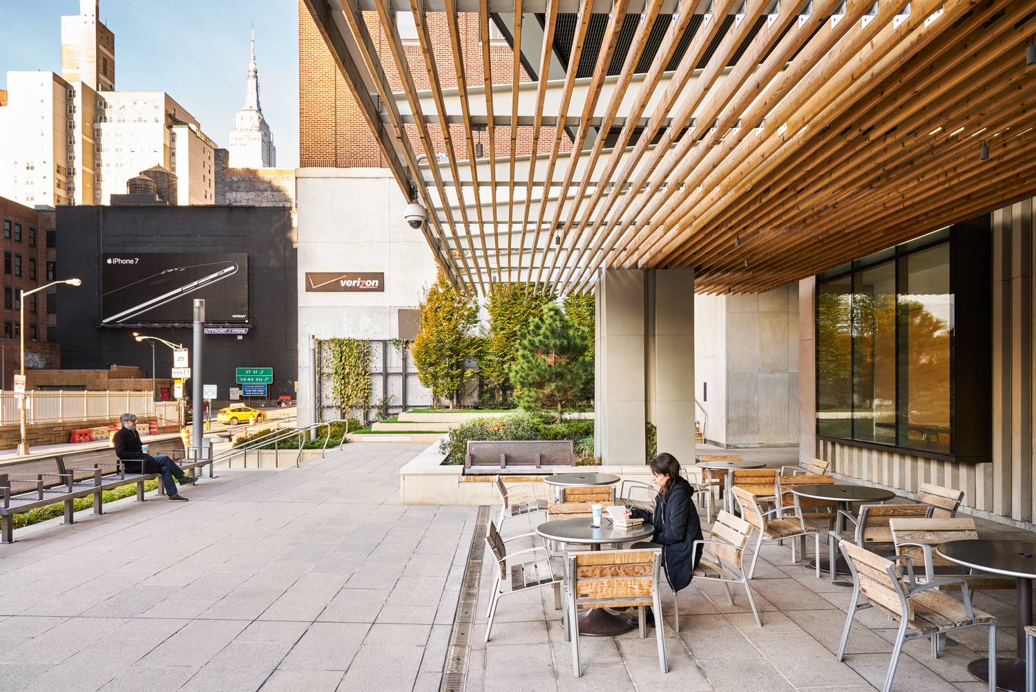 纽约大学兰格内门诊中心 | 内敛与活力的完美结合-10