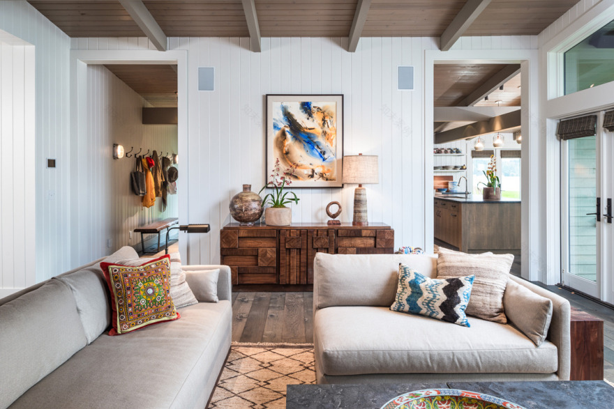 惠德比岛海滨别墅 | 简约魅力,重塑旧宅-24