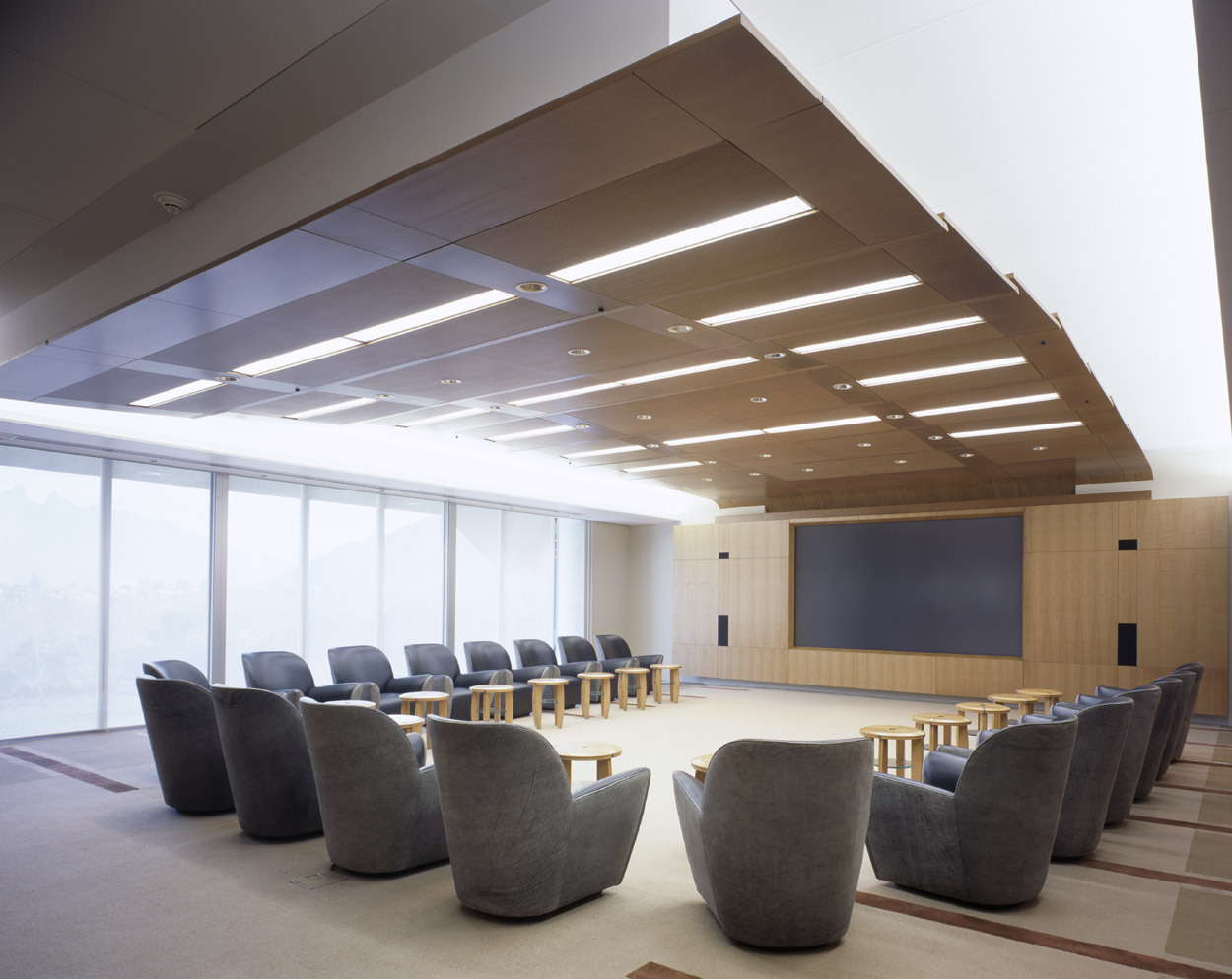 塞姆·马盖恩-17