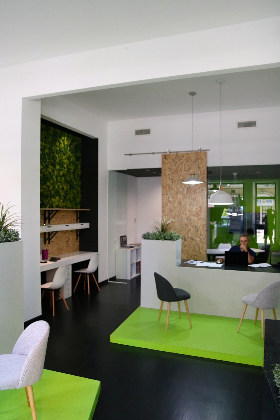 低成本改造办公空间，打造自然和谐的工作环境-5