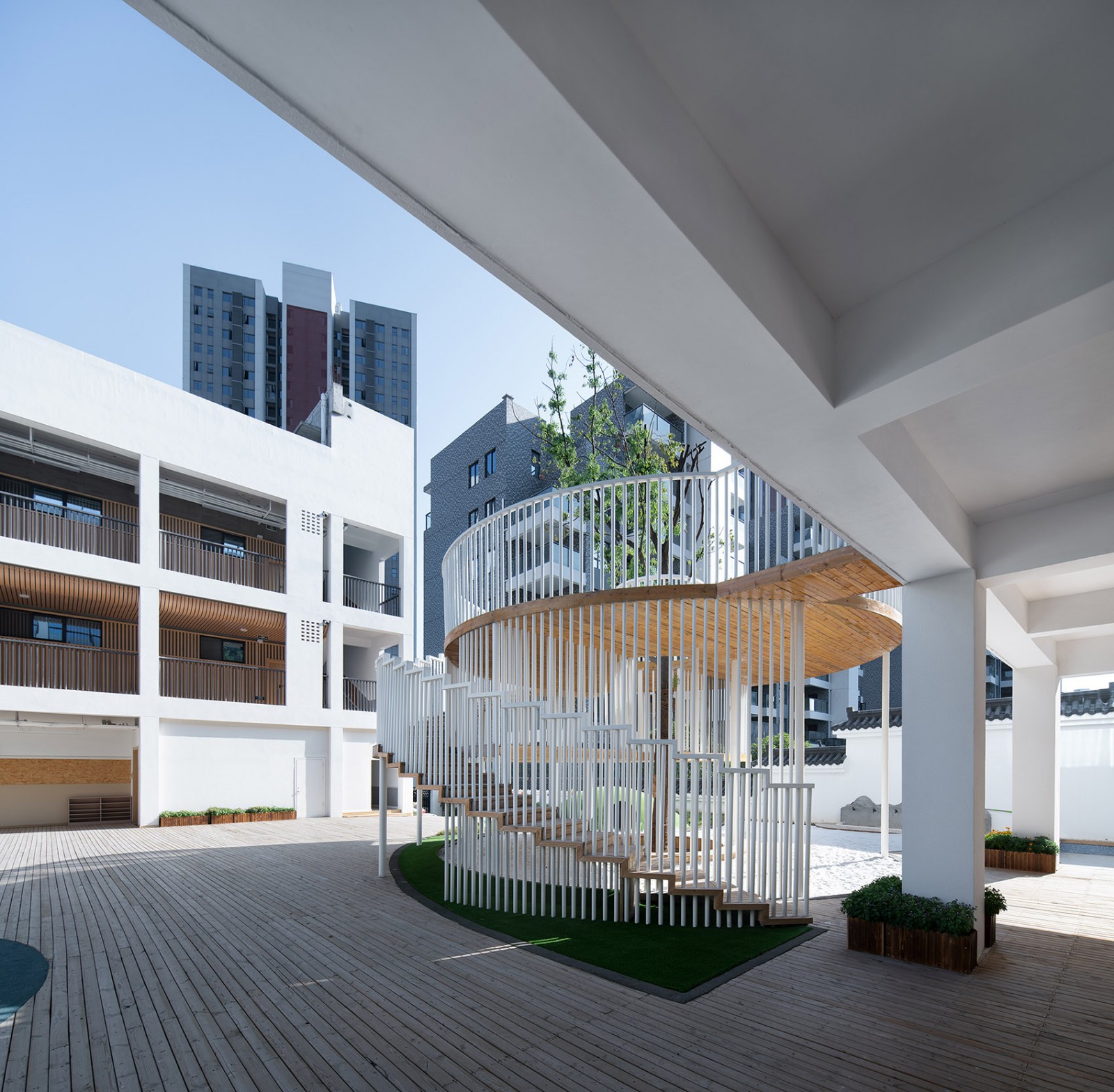 湖北十堰 A+自然幼儿园——自然、简约、童趣的空间设计-11