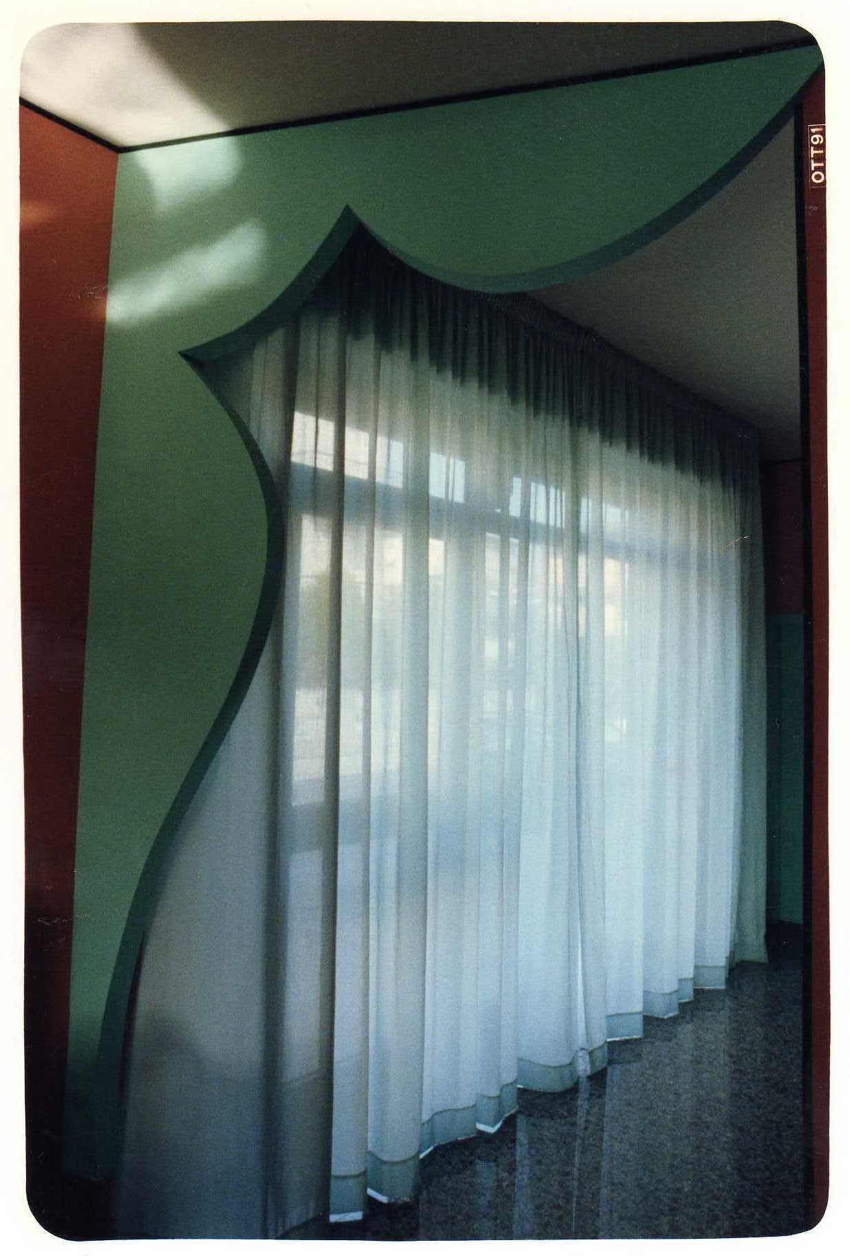 1991 年完成的会议酒吧 | 定制家具与独特设计-15