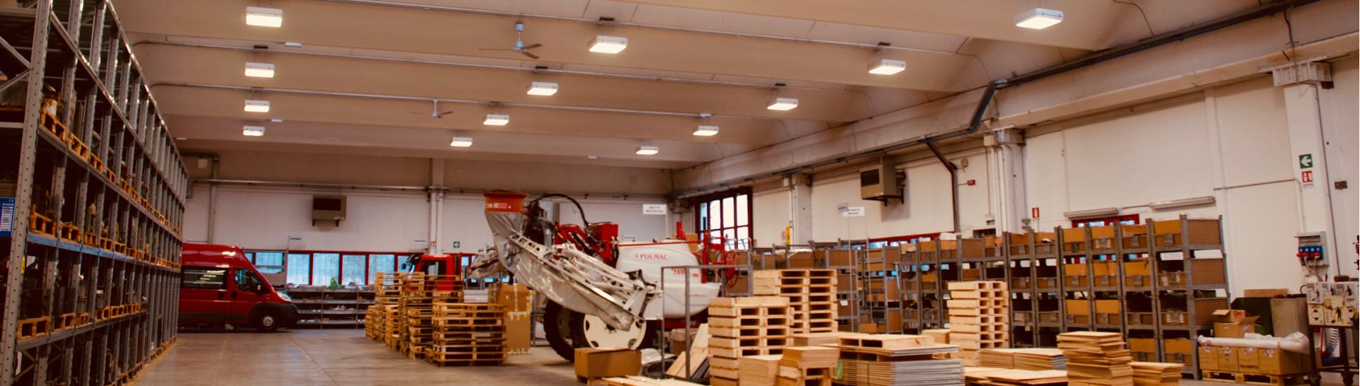 意大利 Polmac 公司总部工厂室内设计案例-27