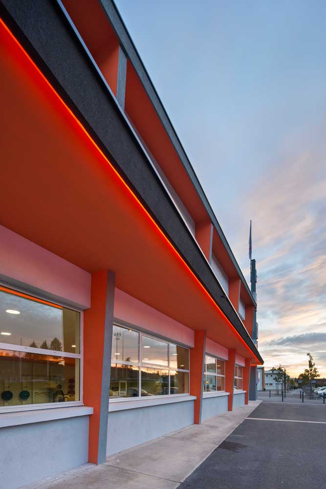 圣马塞尔的 Carrier 体育馆翻新-29