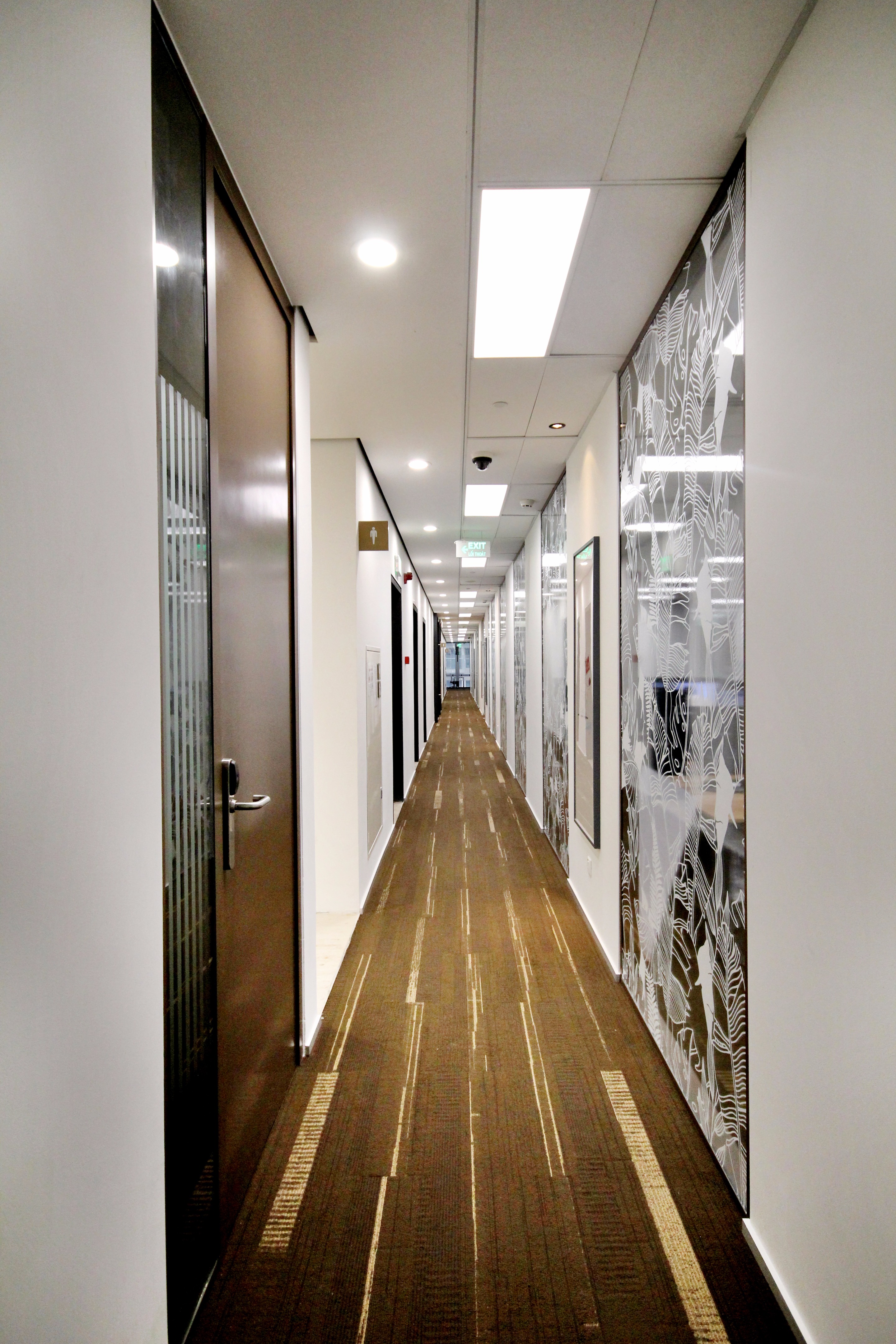 越南最大城市中心的灵动办公空间-24