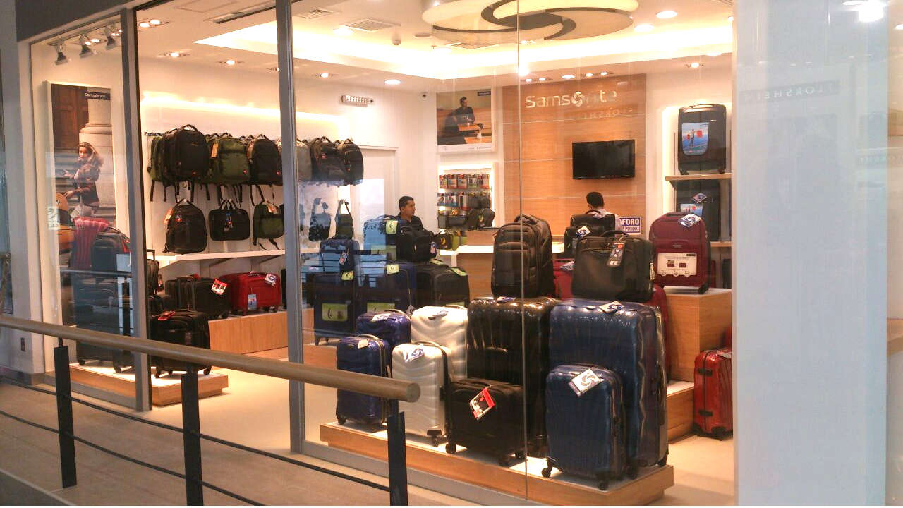 拉尔科马尔购物中心 Samsonite 行李箱专卖店-2