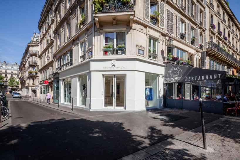 巴黎“Besides Kimchi”概念店 韩风潮流新地标-1