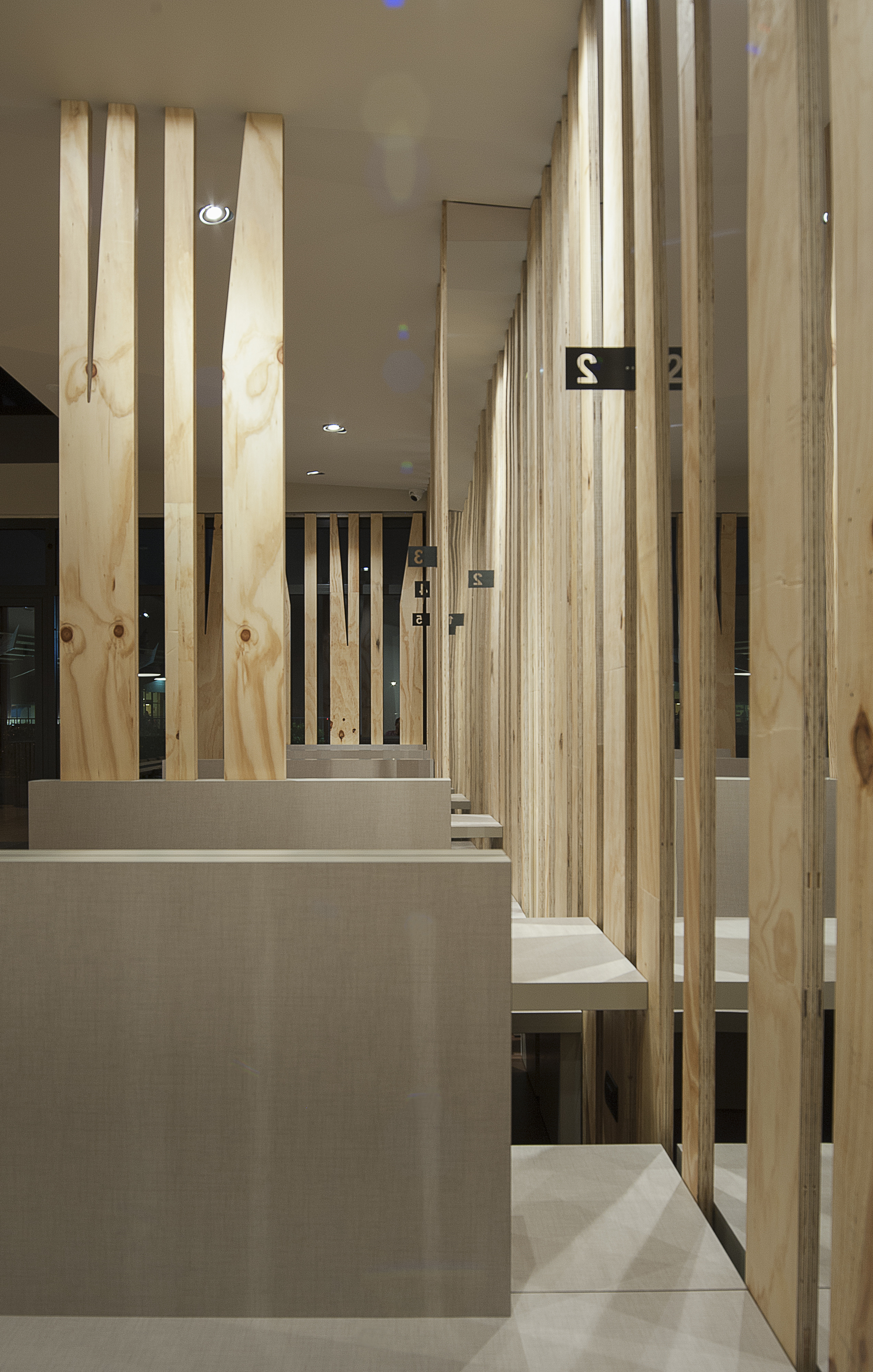 德国黑森林之韵 · BIETIGHEIM 餐厅设计-9