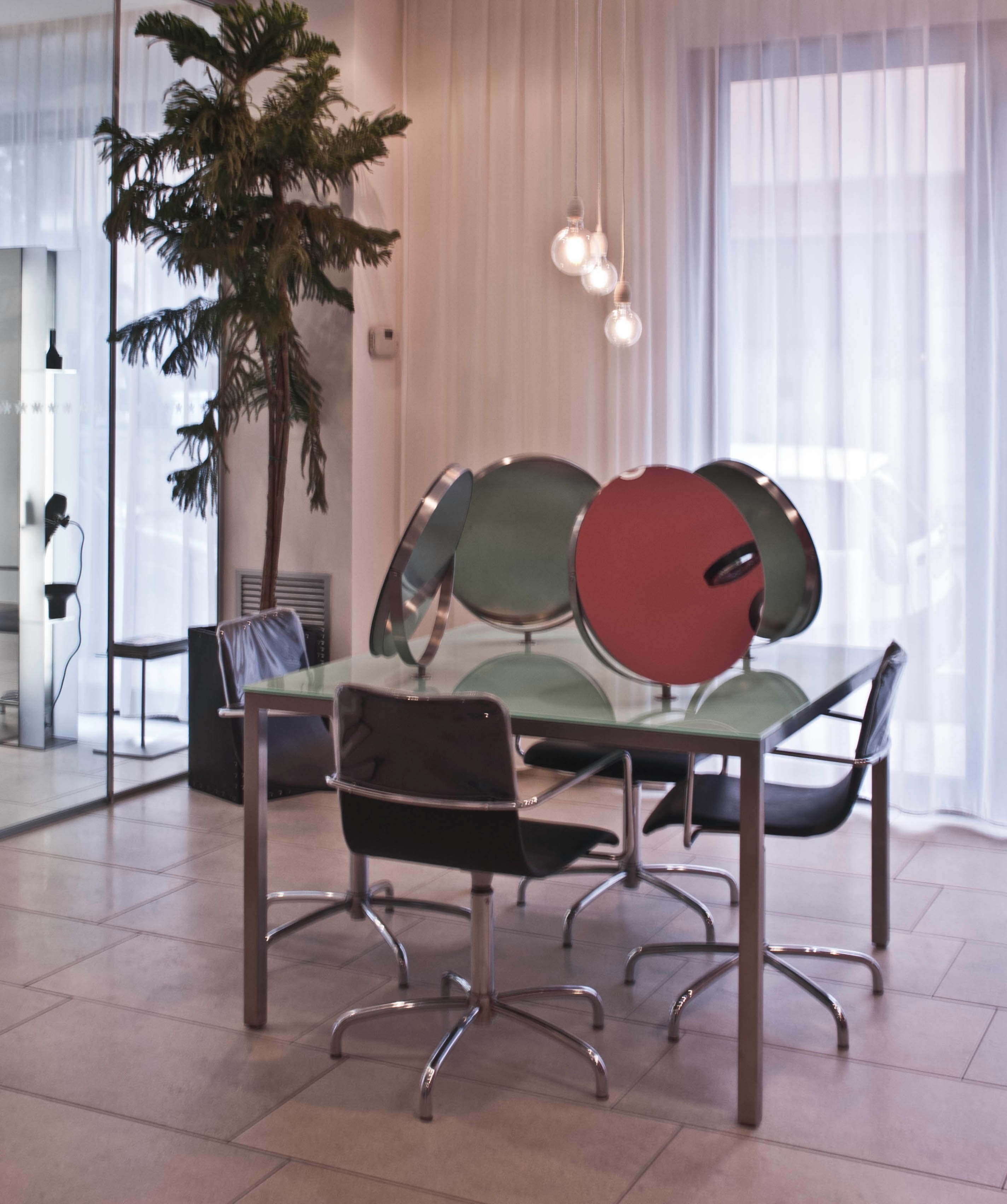 S 和 N 我理发店-18