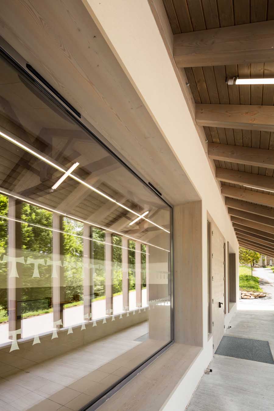 2018 年完成的公共设施设计 | 圣安东尼拉迪奥纳市政厅-18