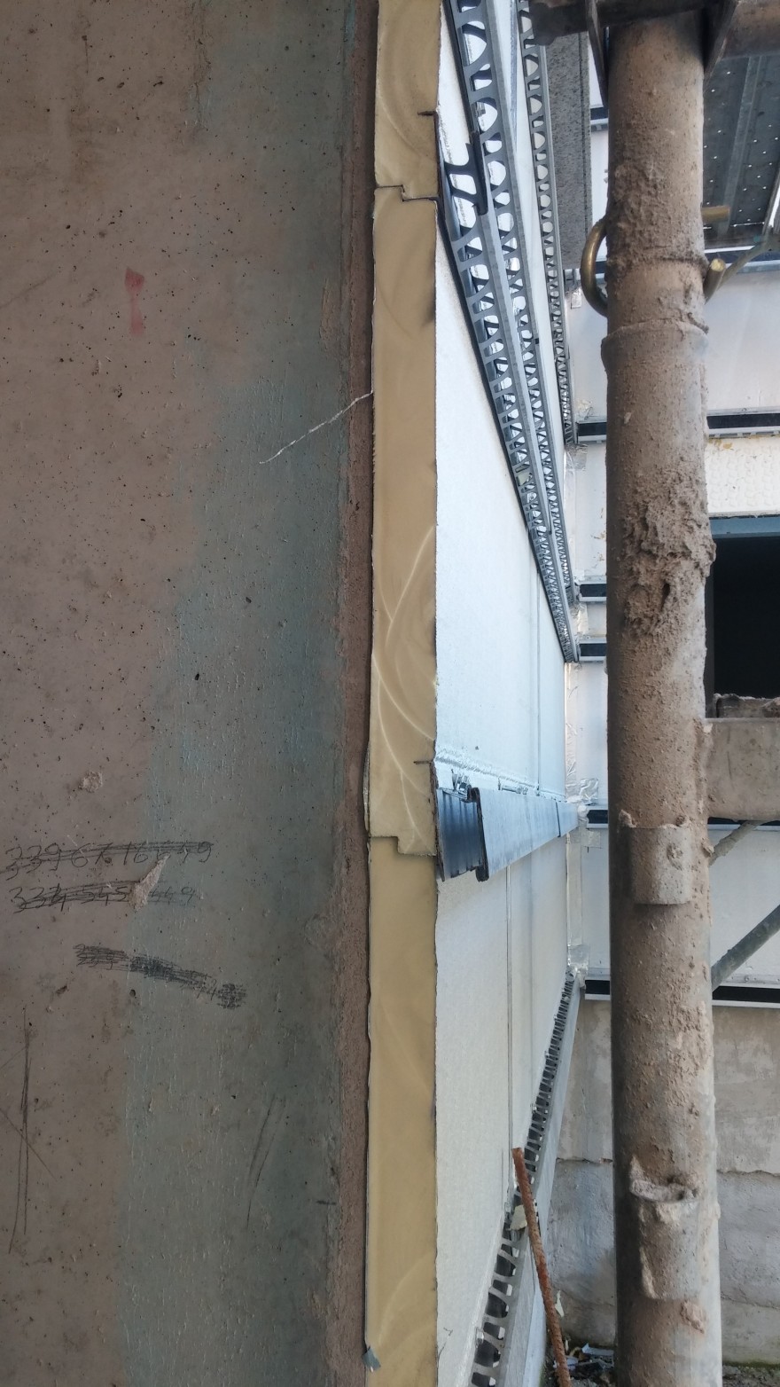 米兰 San Donato 新住宅楼,彩色瓷砖与保温系统的创新结合-12