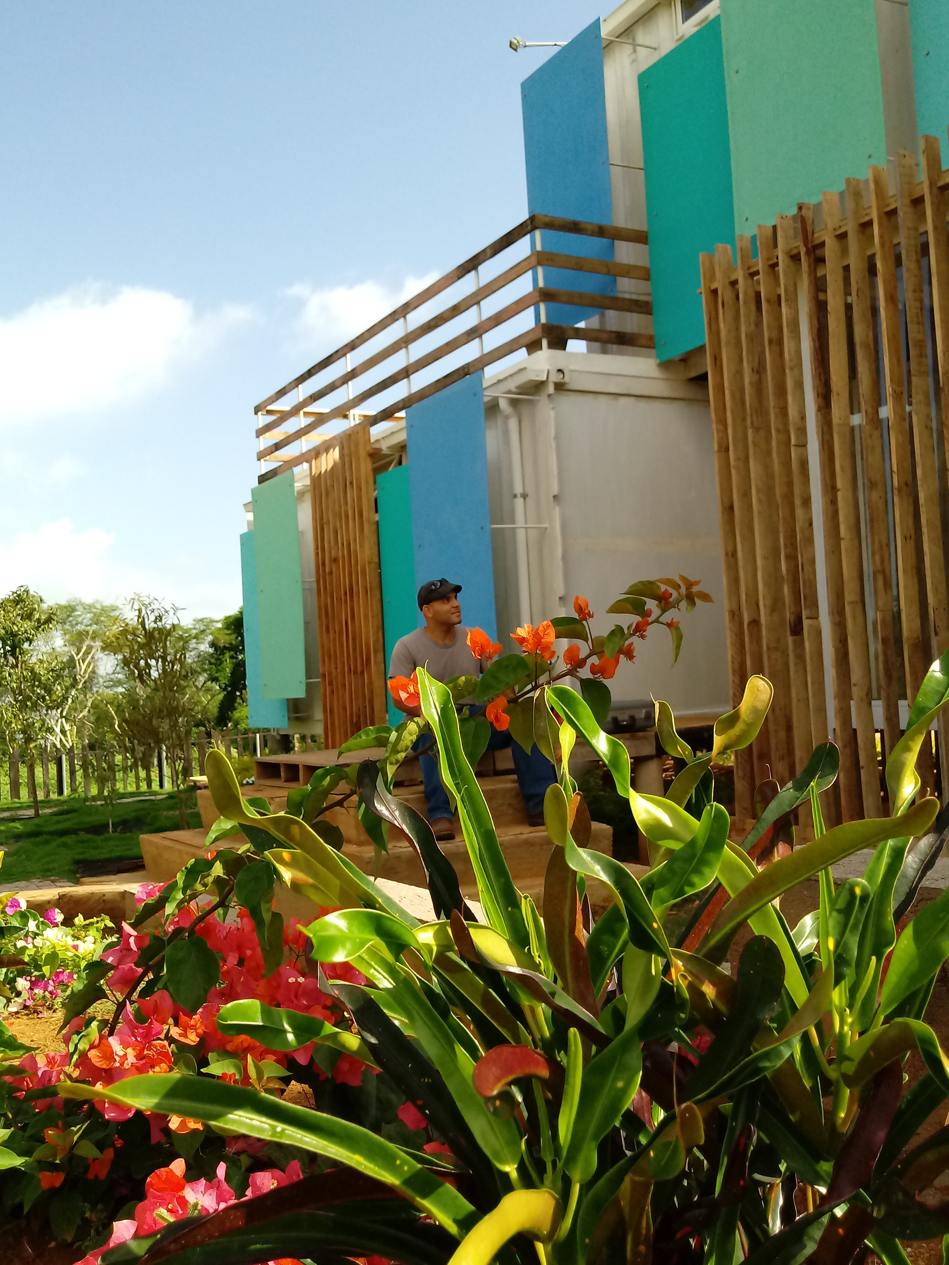 集装箱打造的环保智能家居-24