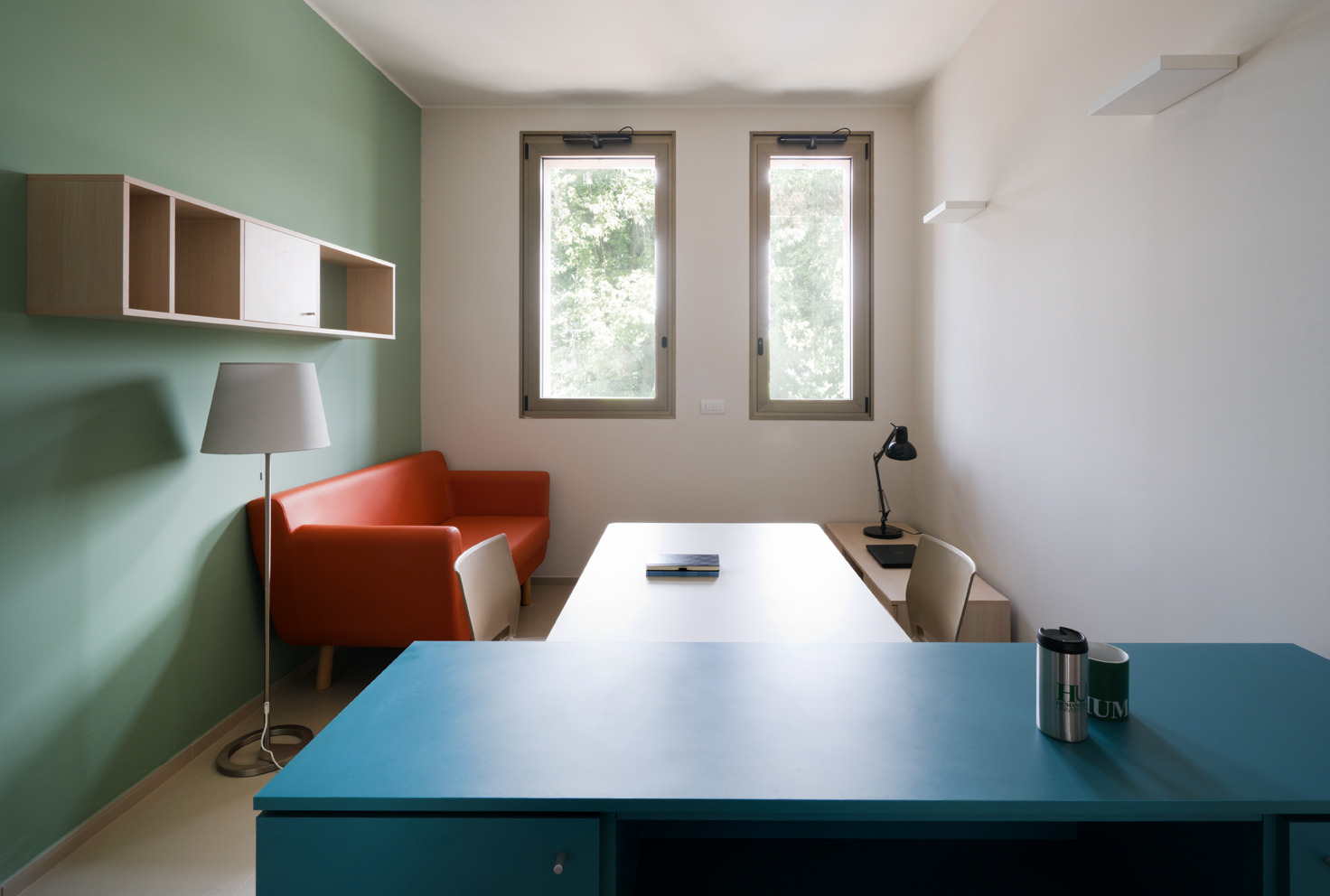 人性和谐绿意盎然的人文学府宿舍-31