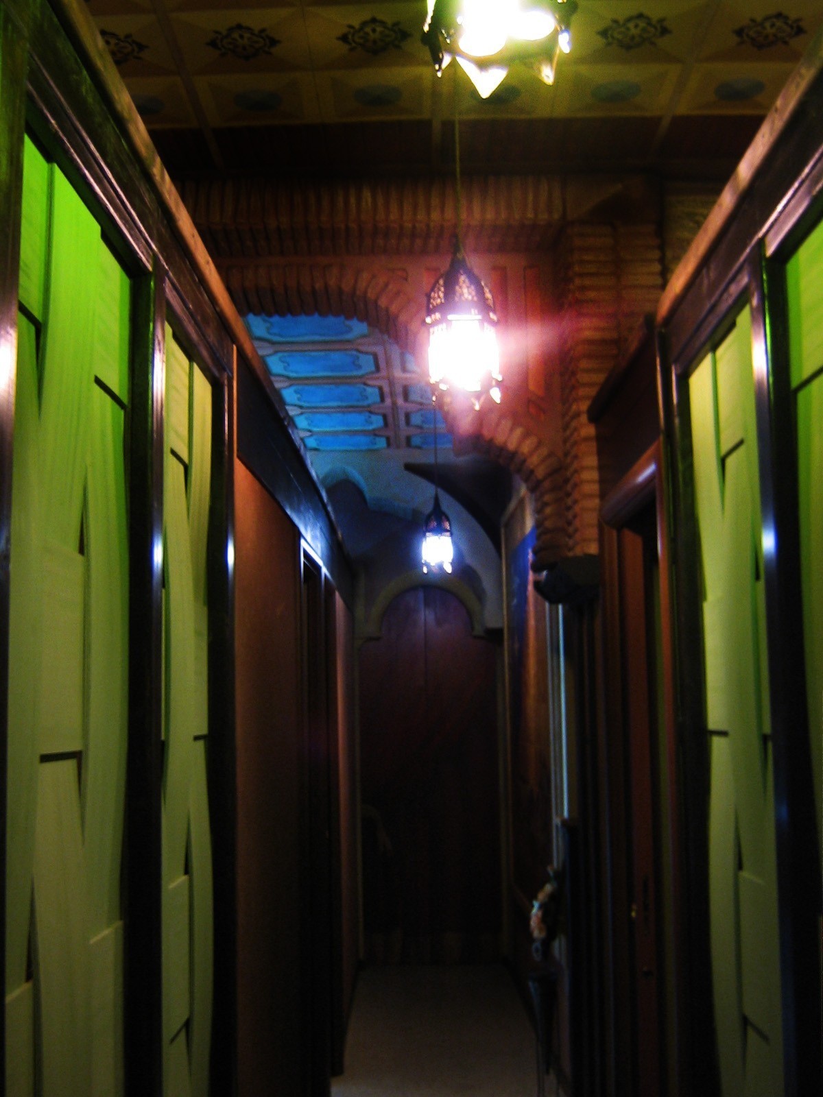 2005 年完成的"SUN PLANET"室内设计案例-13