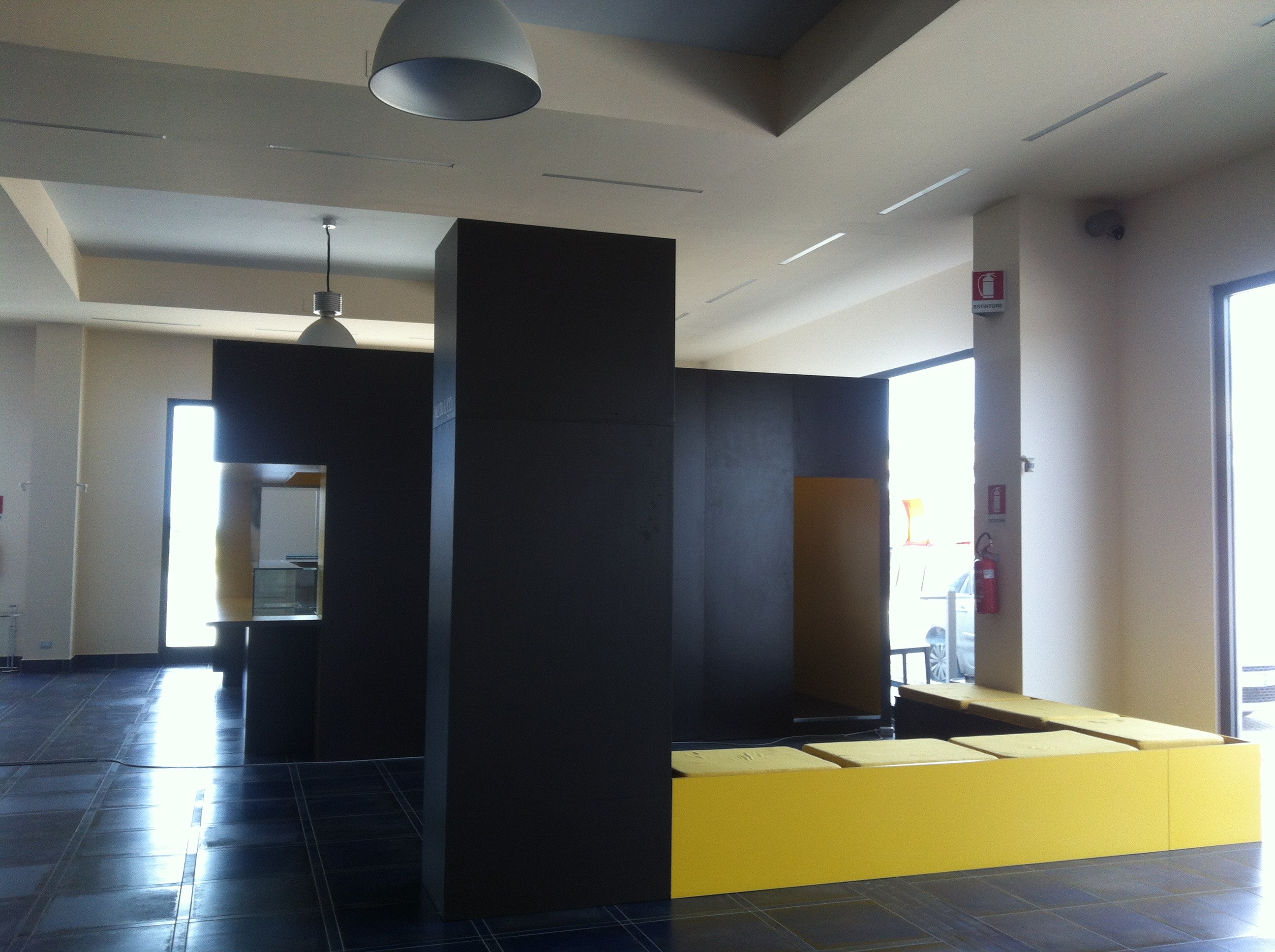 意大利 Pasta&Co Gerratana Srl 总部室内设计-2