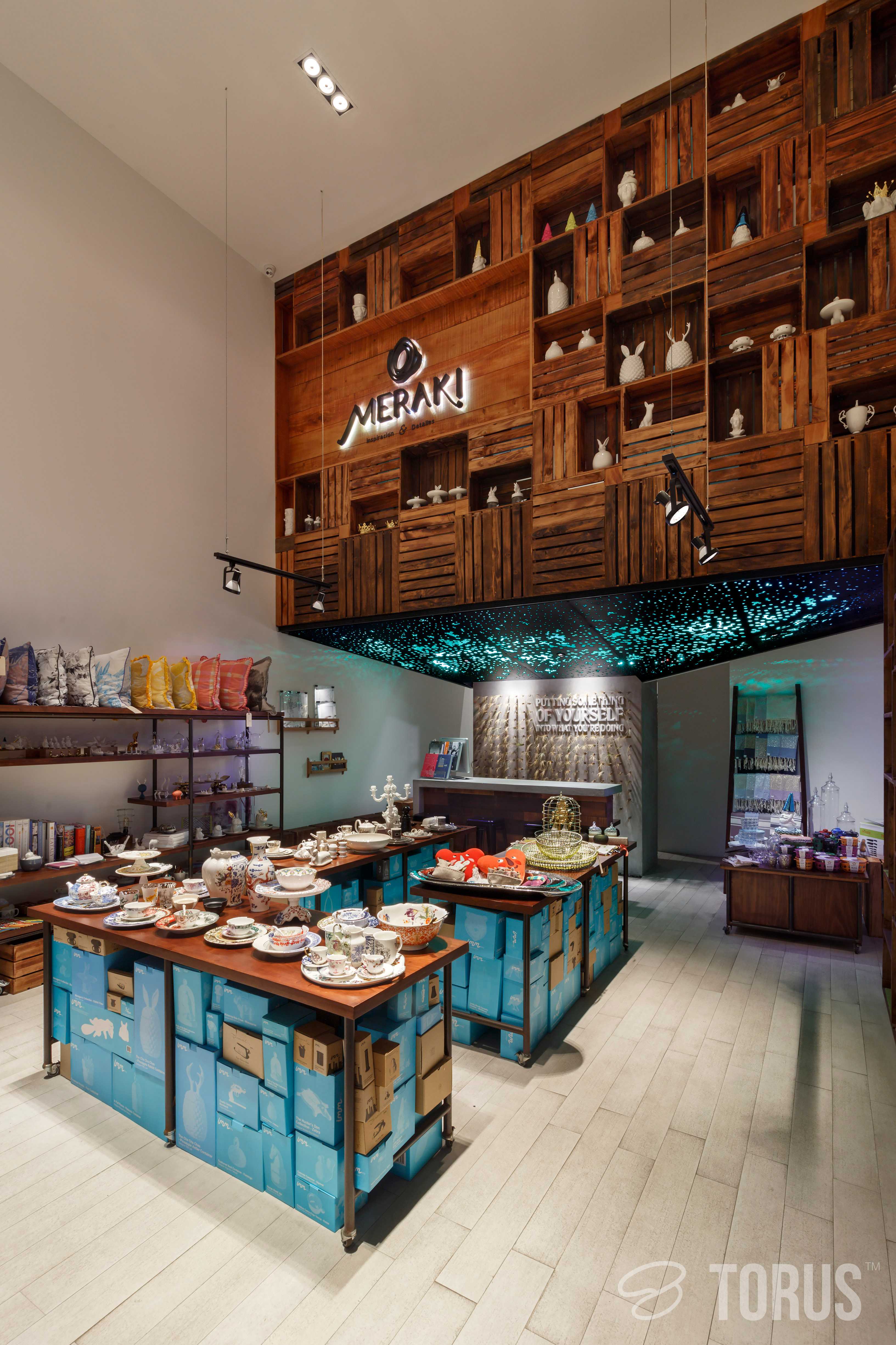 模块化定制家具打造独特零售空间-15