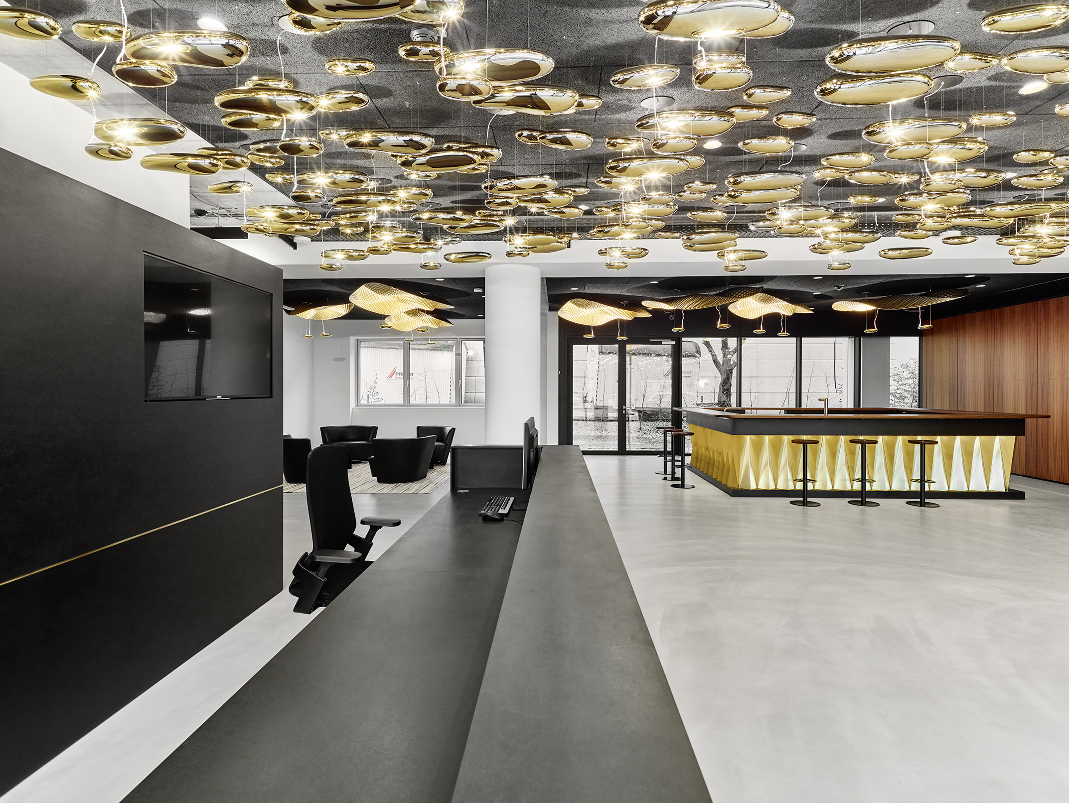 2017 年完成的办公室室内设计案例-1