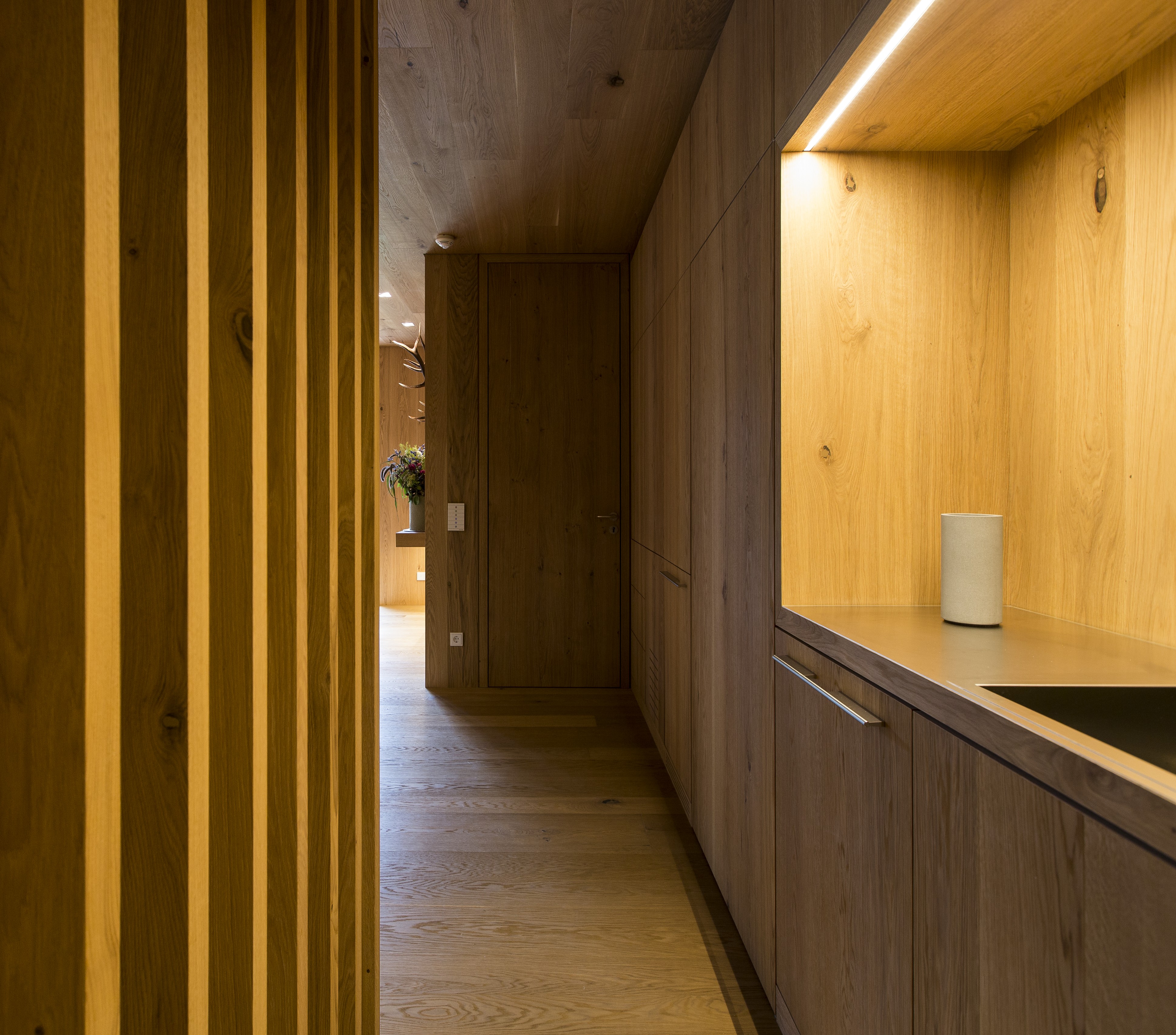 2013 年完成的德国木质独立住宅室内设计-12