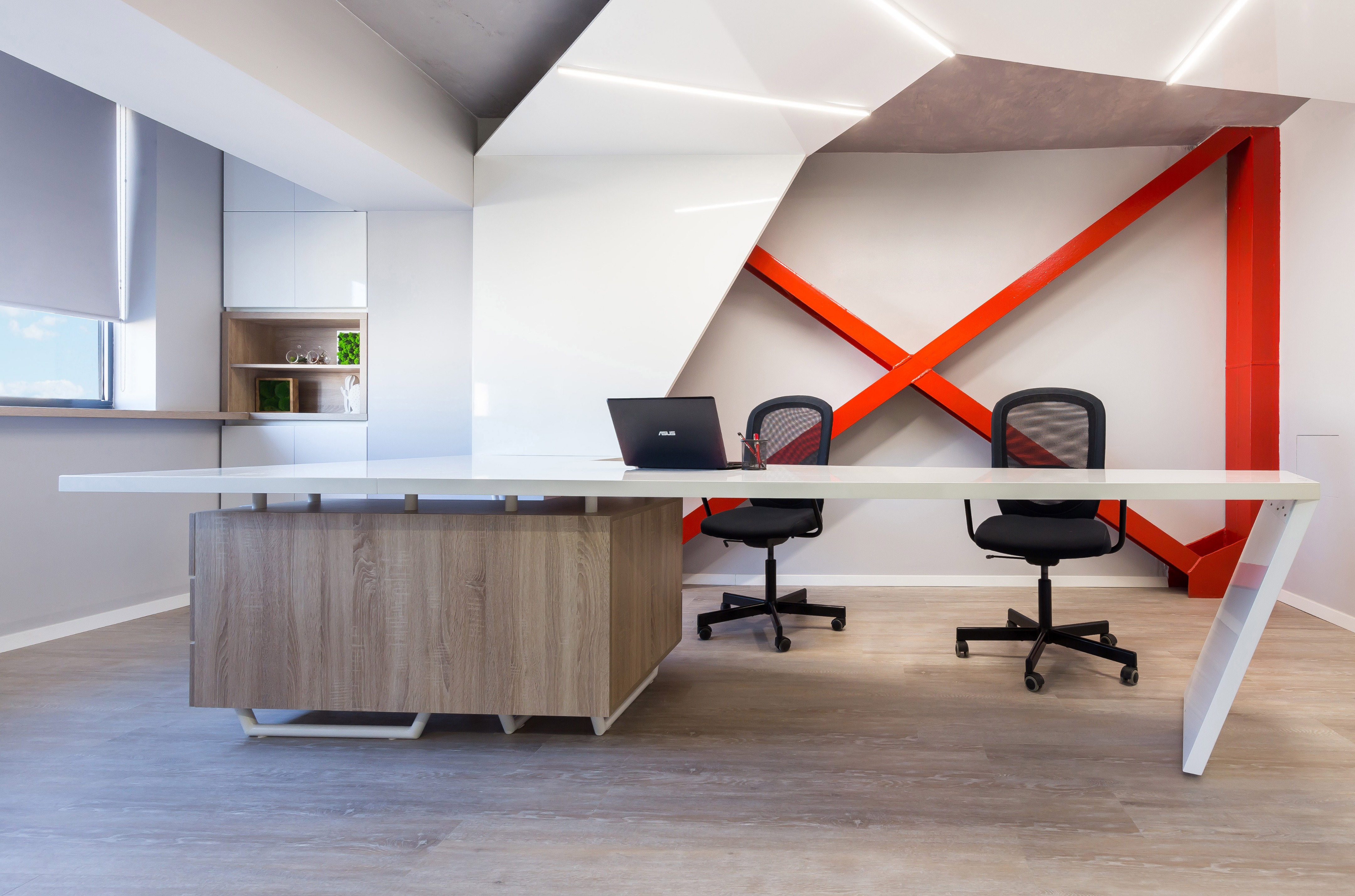 极简科技红 X 办公室-0