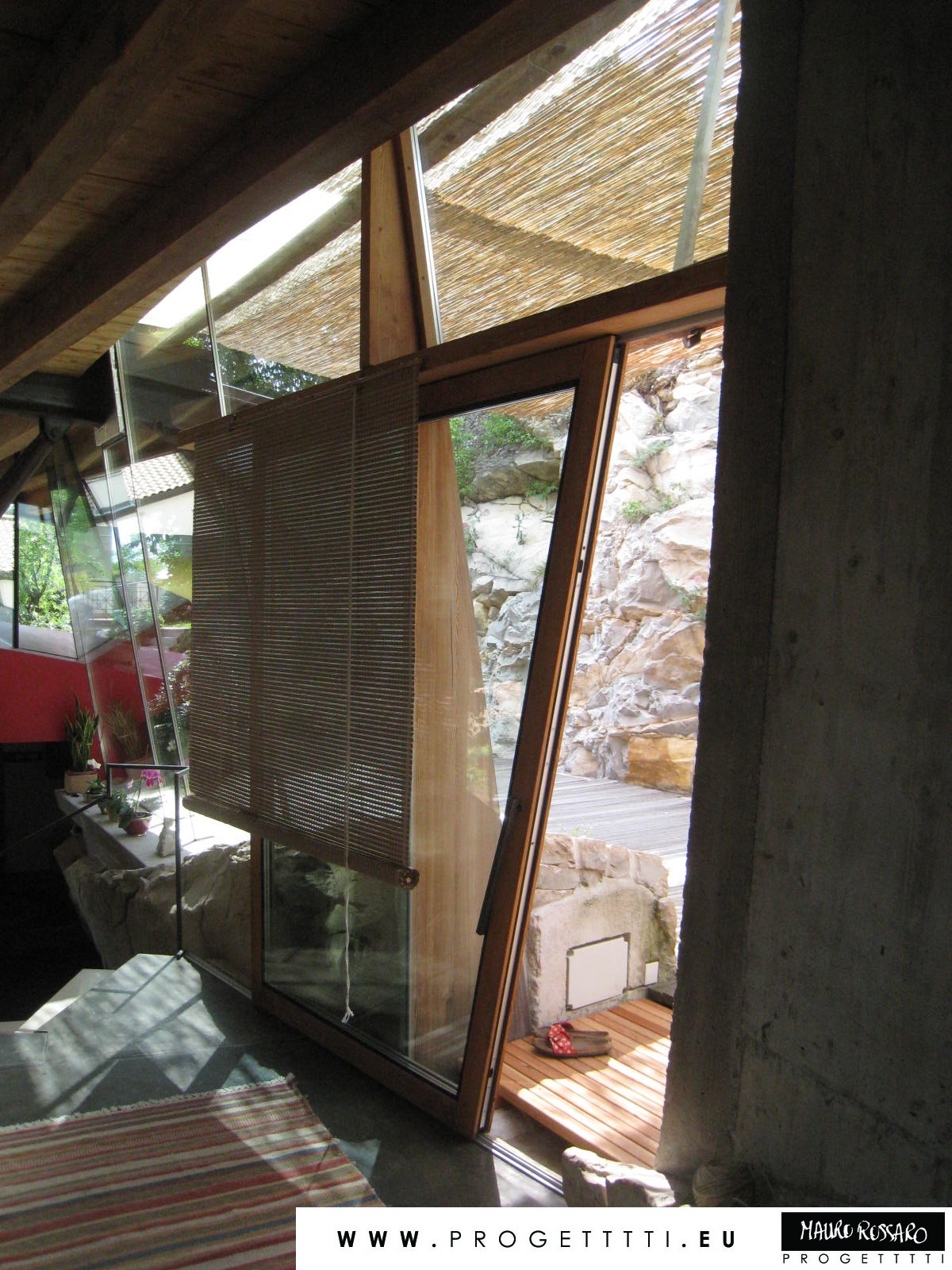 原生材料的艺术共鸣——Casa Rossaro 住宅设计-12