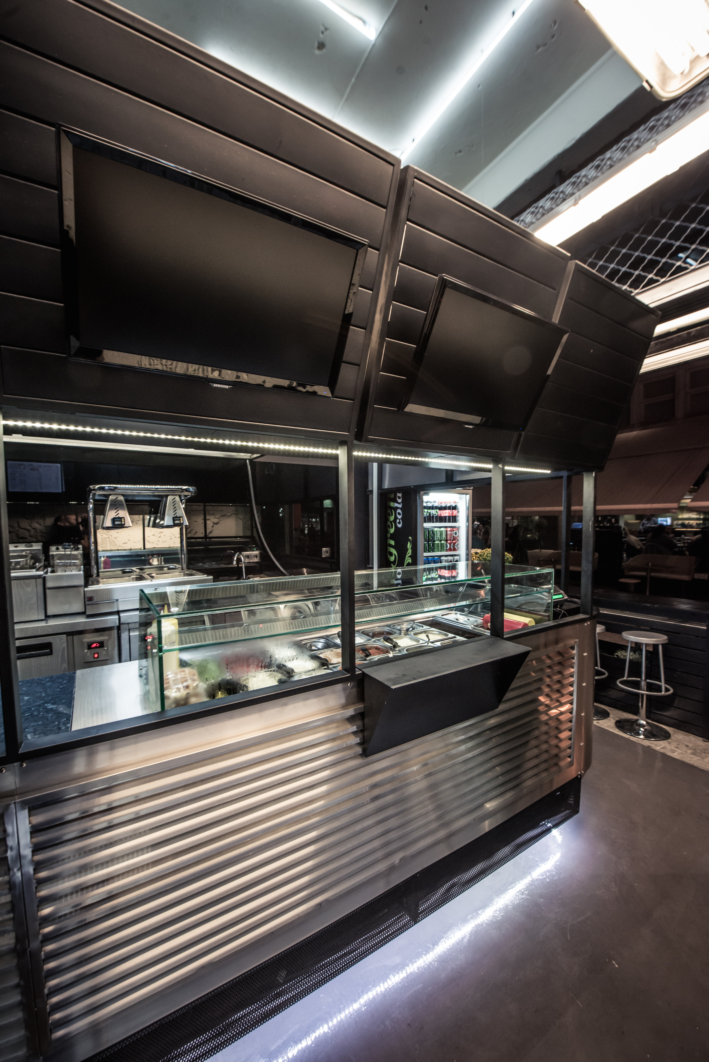 2015 年完成的混合结构餐厅设计-7