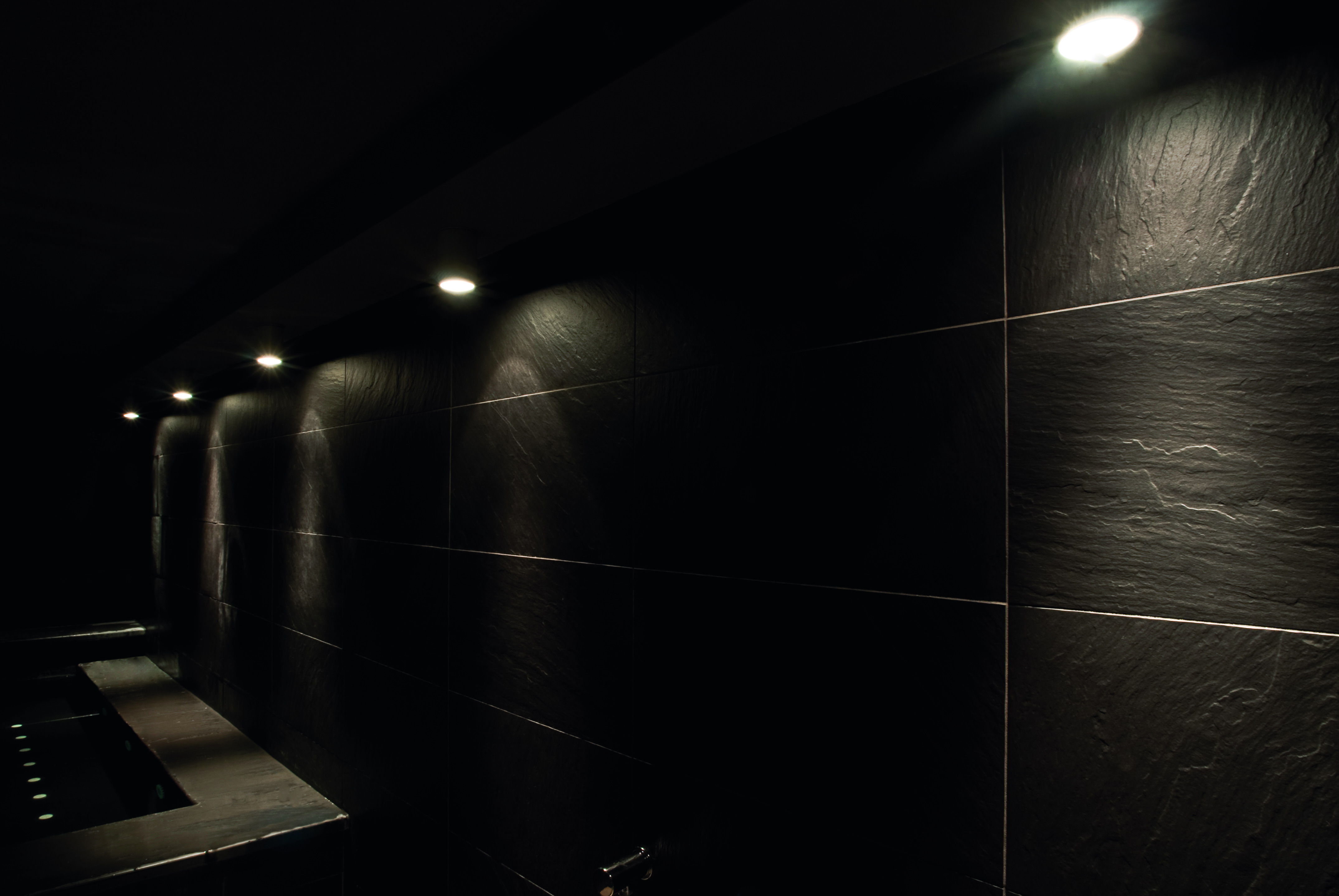 意式运动中心变身水疗 SPA,黑石魅力营造温馨氛围-11