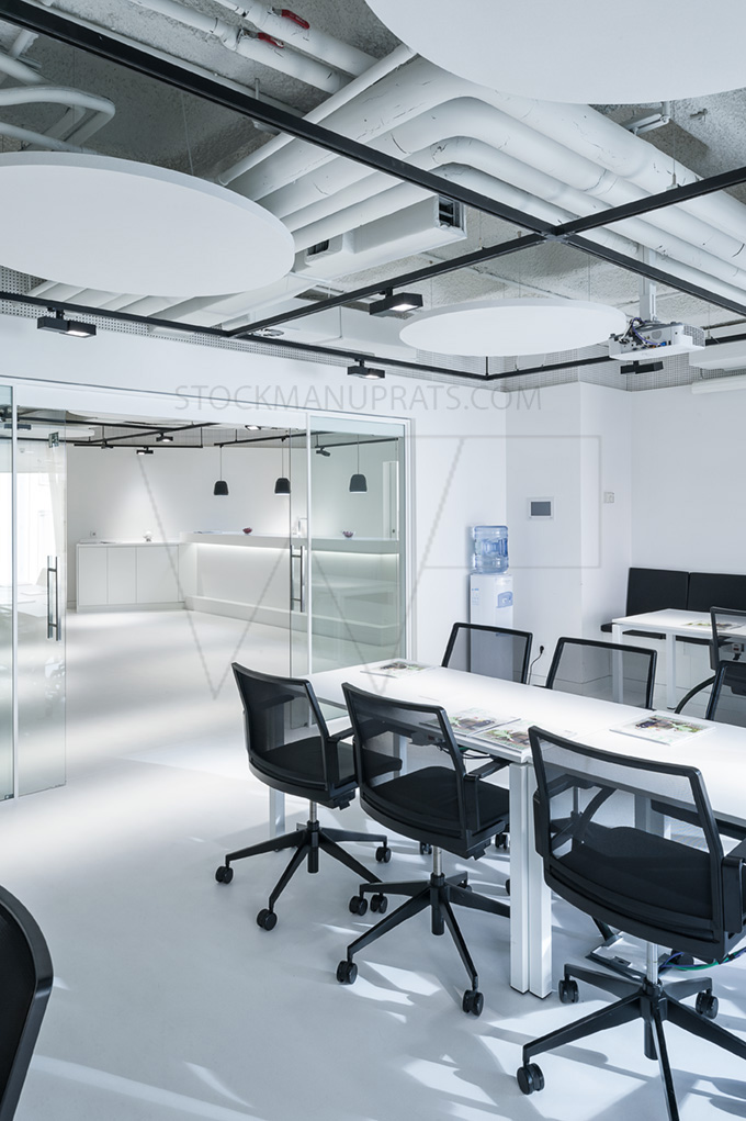 Open space area - interior design modern offices-14